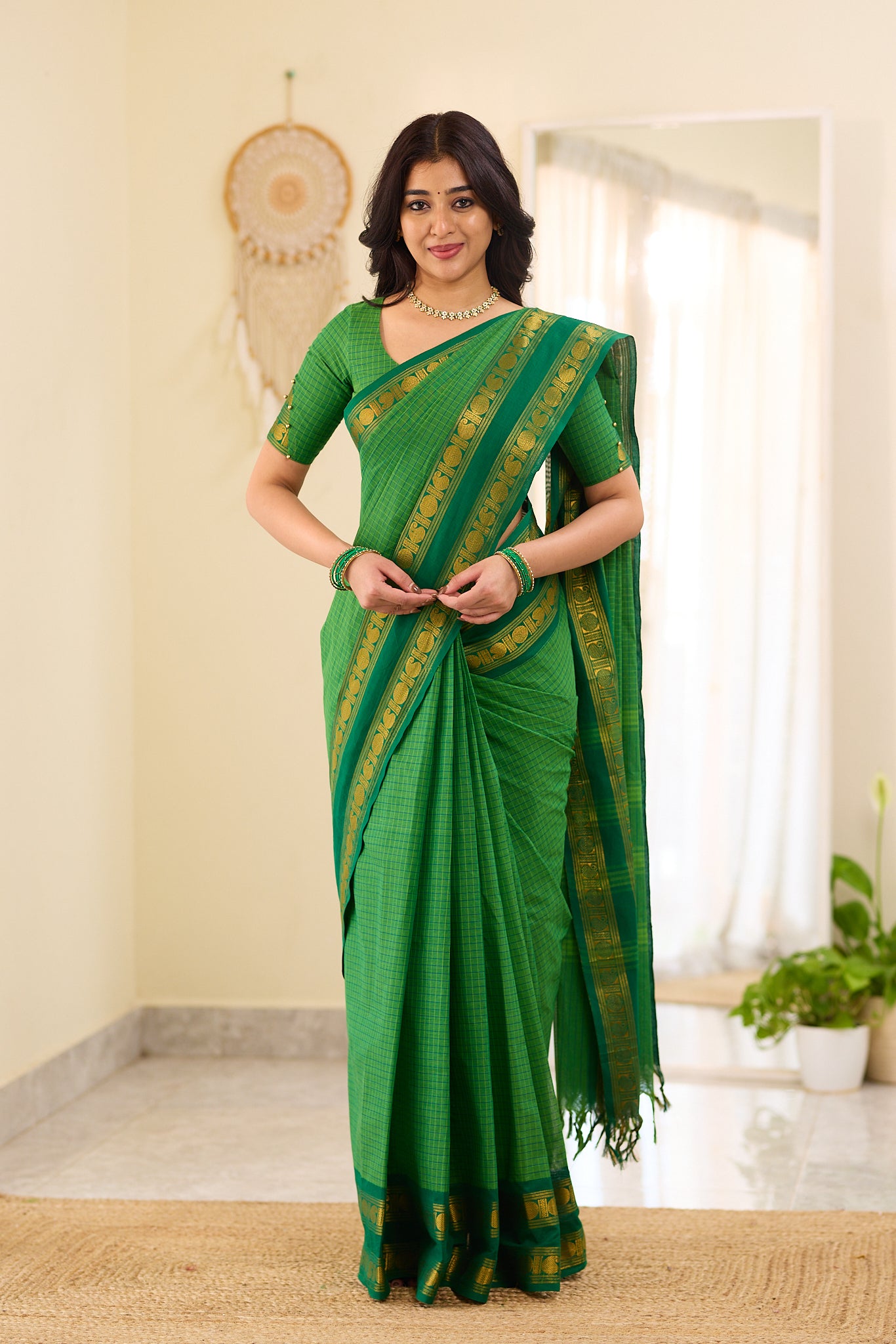 Royal Bottle Green Checked Chettinad Cotton Saree