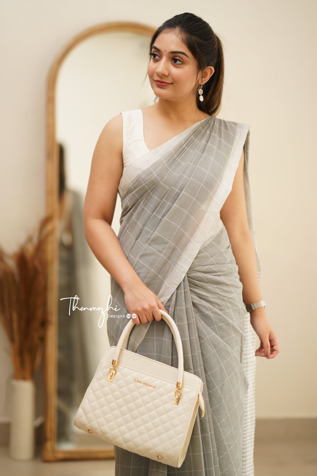 Grey & White Checks Mangalagiri Cotton Saree