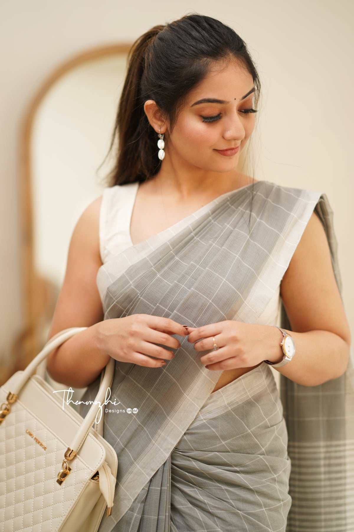 Grey & White Checks Mangalagiri Cotton Saree