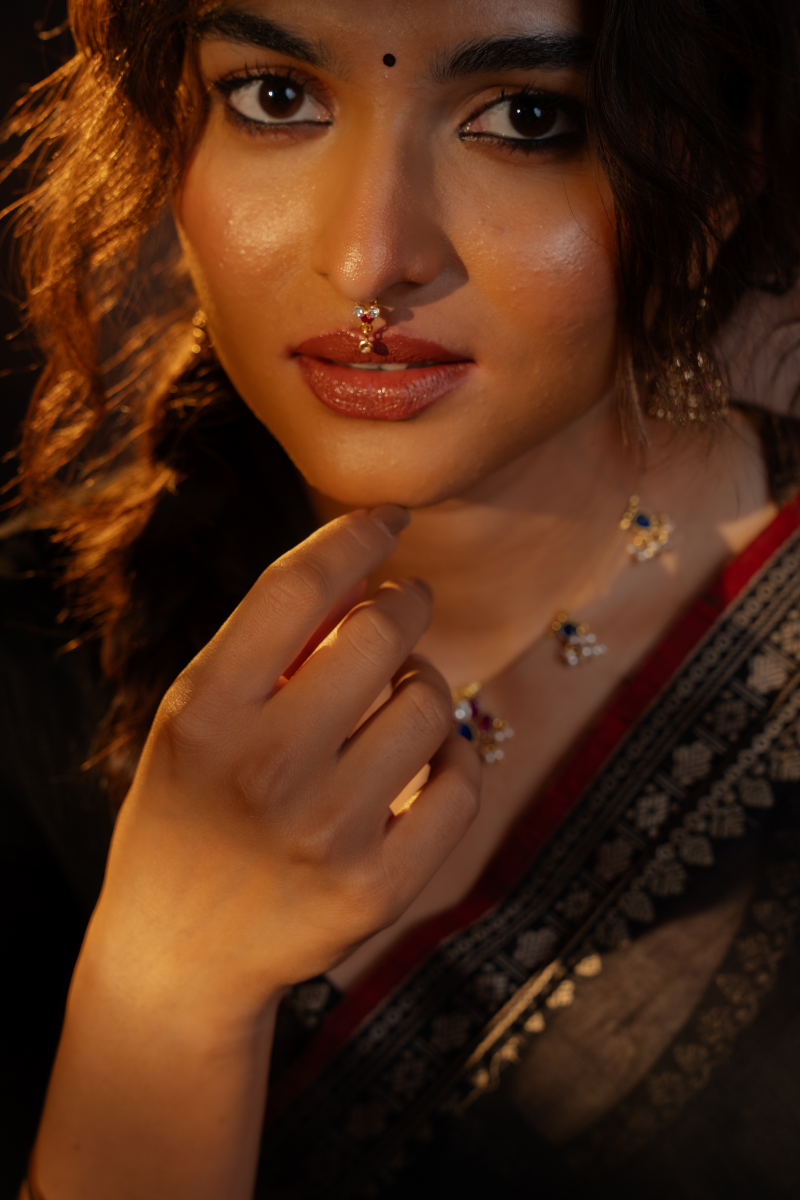 Kayadu Lohar Black & Red Narayanpet Saree