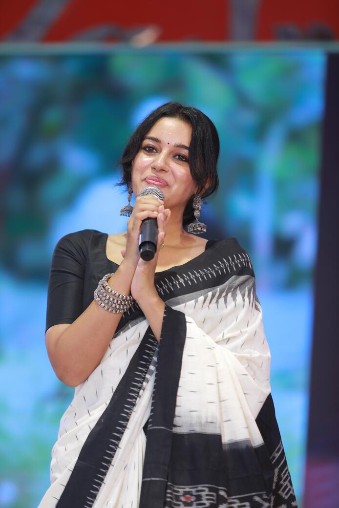 Mrinalini (White Charm)