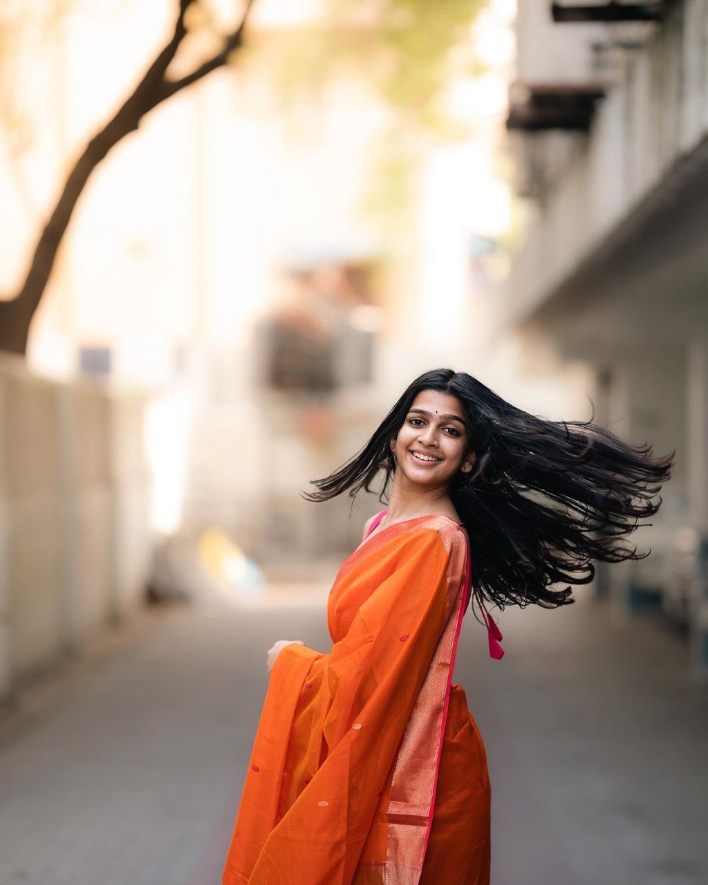 Ananthika Orange with Pink (Big Border) Maheshwari Silk Handloom Cotton Saree