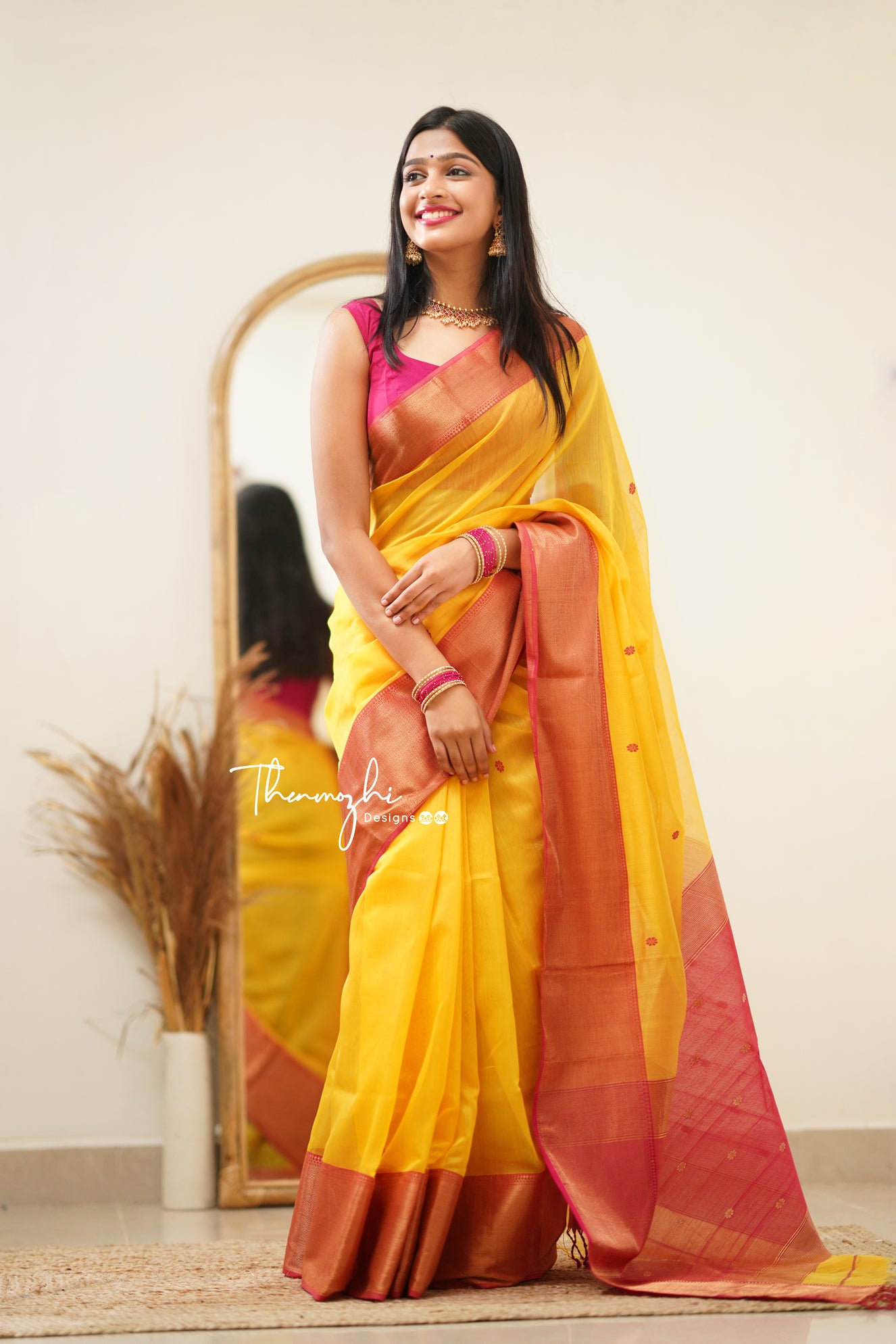 Bright Yellow with Pink Border Maheshwari Silk Handloom Cotton Saree