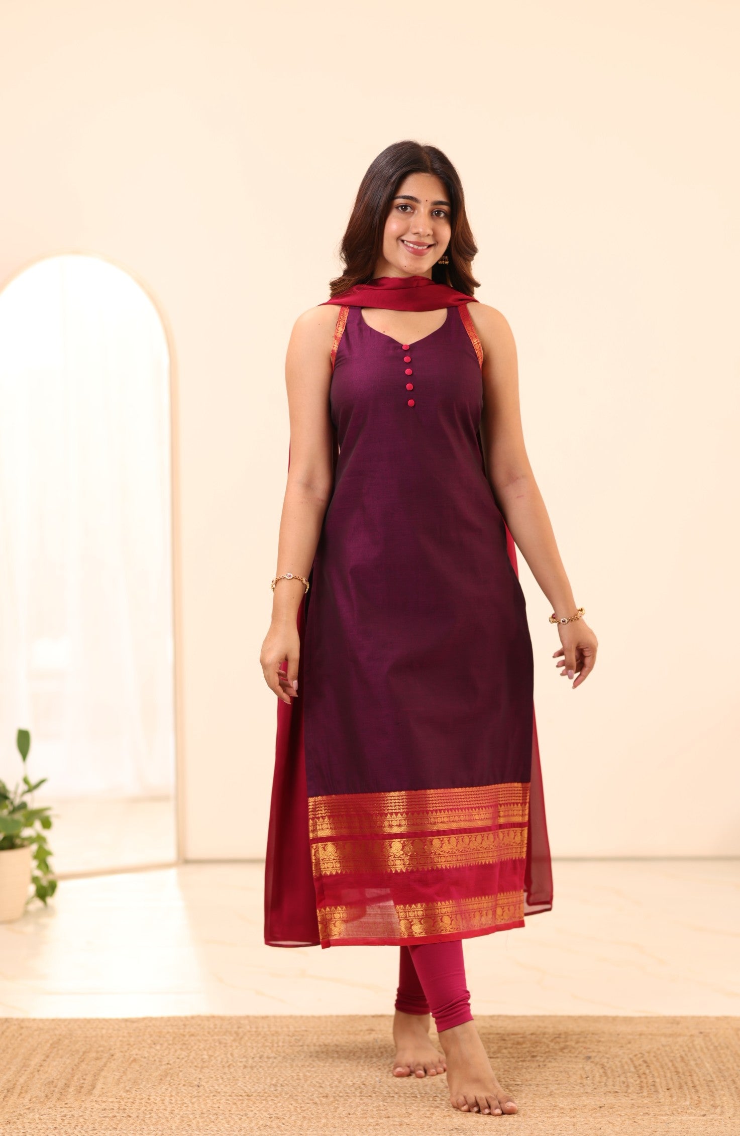 Wine Purple with Megenta Zari Border Chettinad Cotton Top and Dupatta
