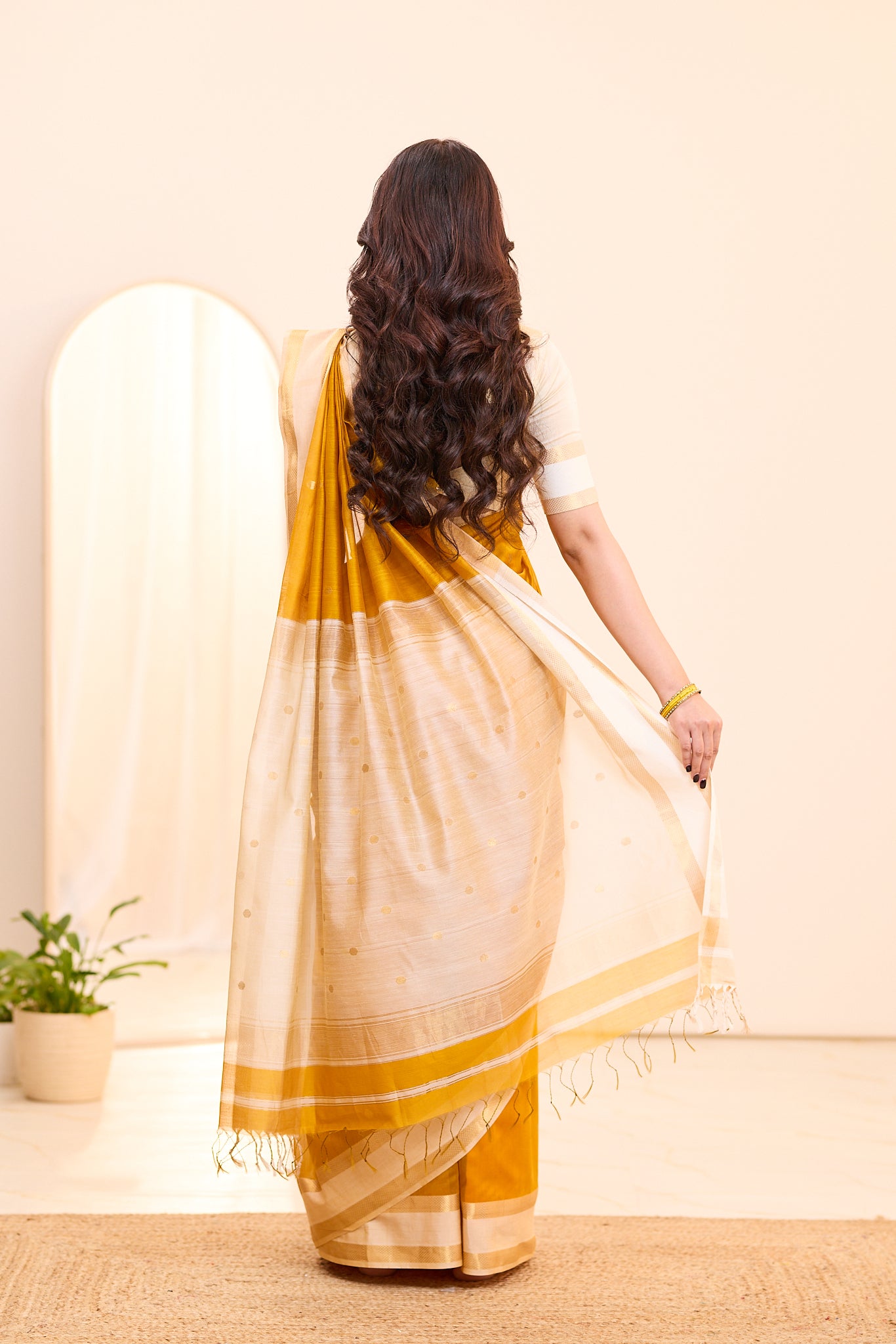 Antique Mustard Maheshwari Silk Cotton Saree