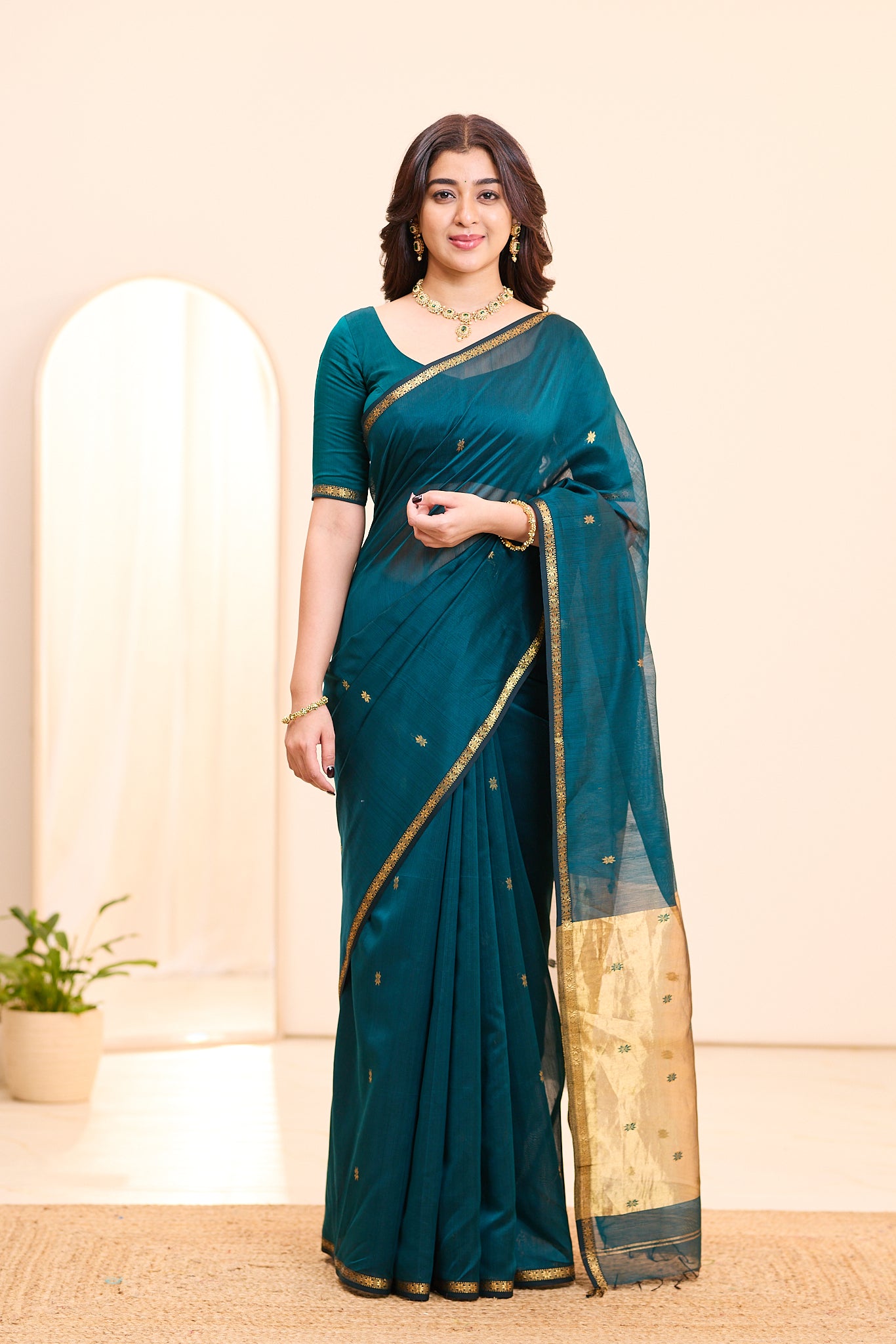 Deep Teal with Antique Gold Maheshwari Silk Cotton Saree