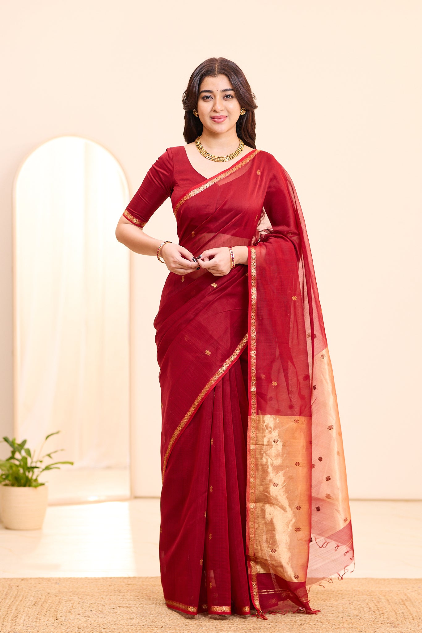 Burgundy Red with Antique Gold Maheshwari Silk Cotton Saree