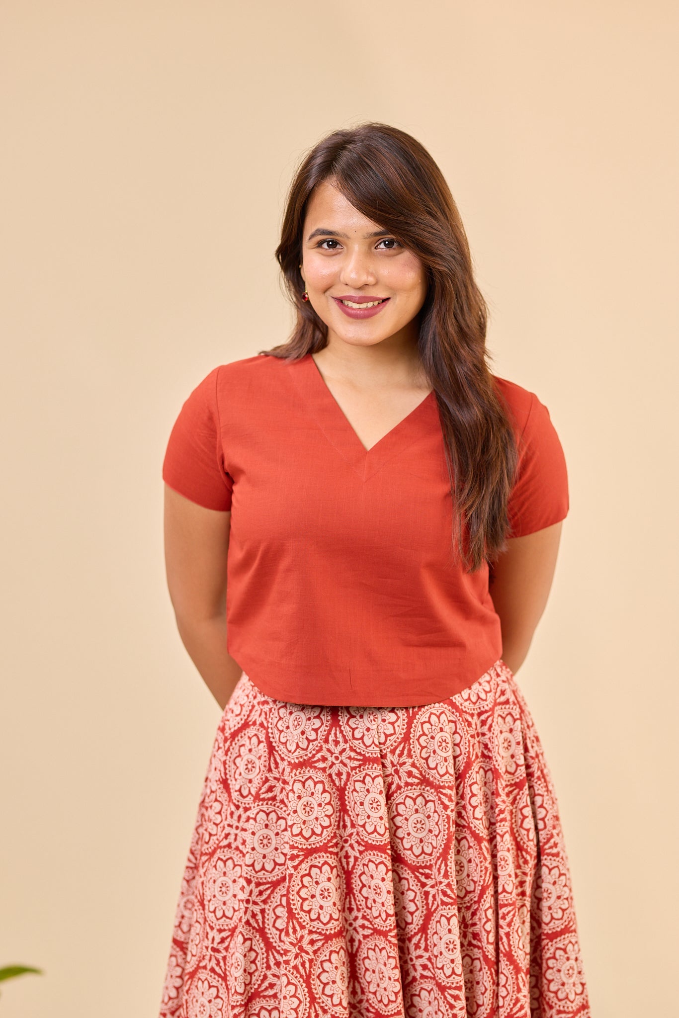 Maroon V - neck  Plain Crop Top