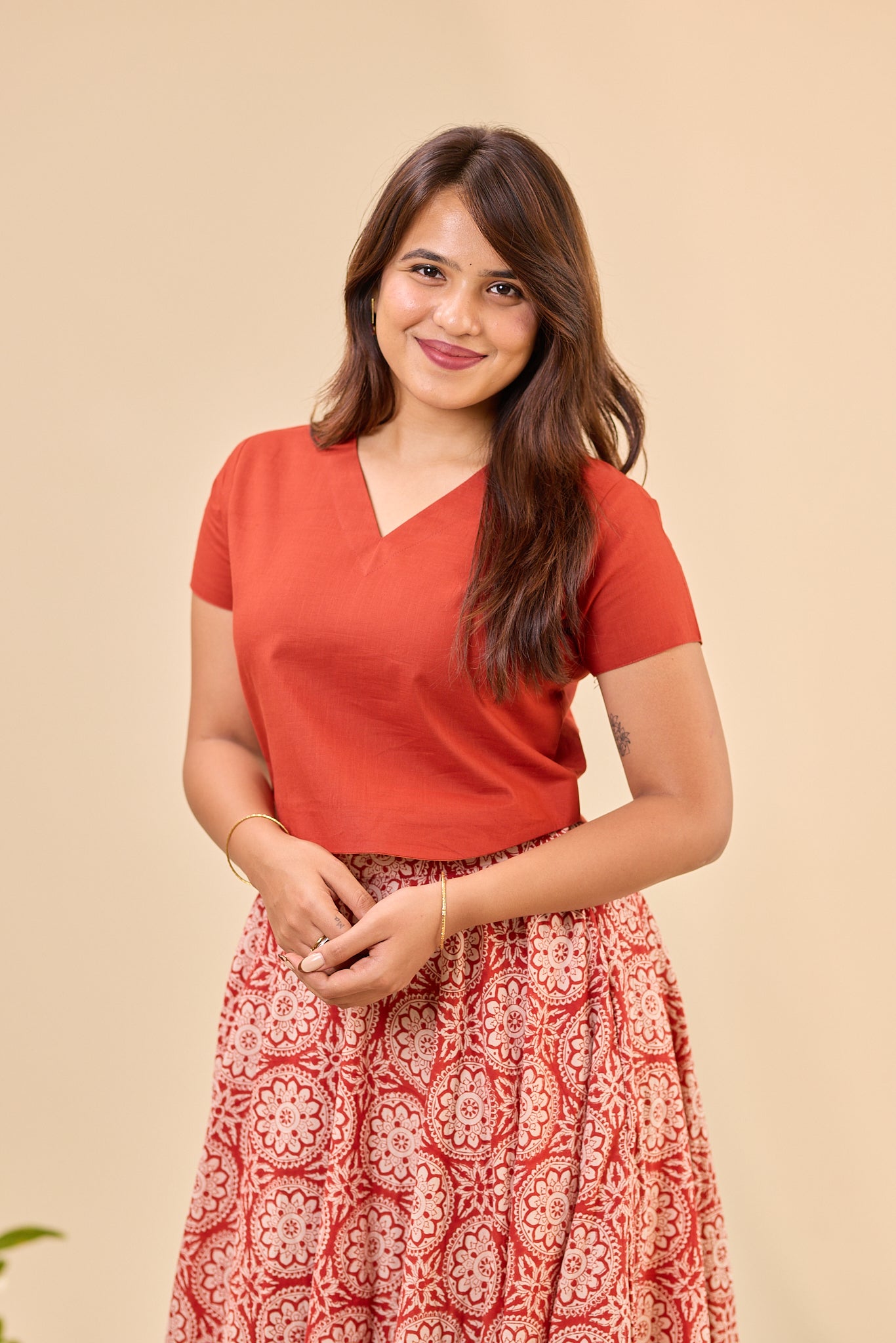 Maroon V - neck  Plain Crop Top