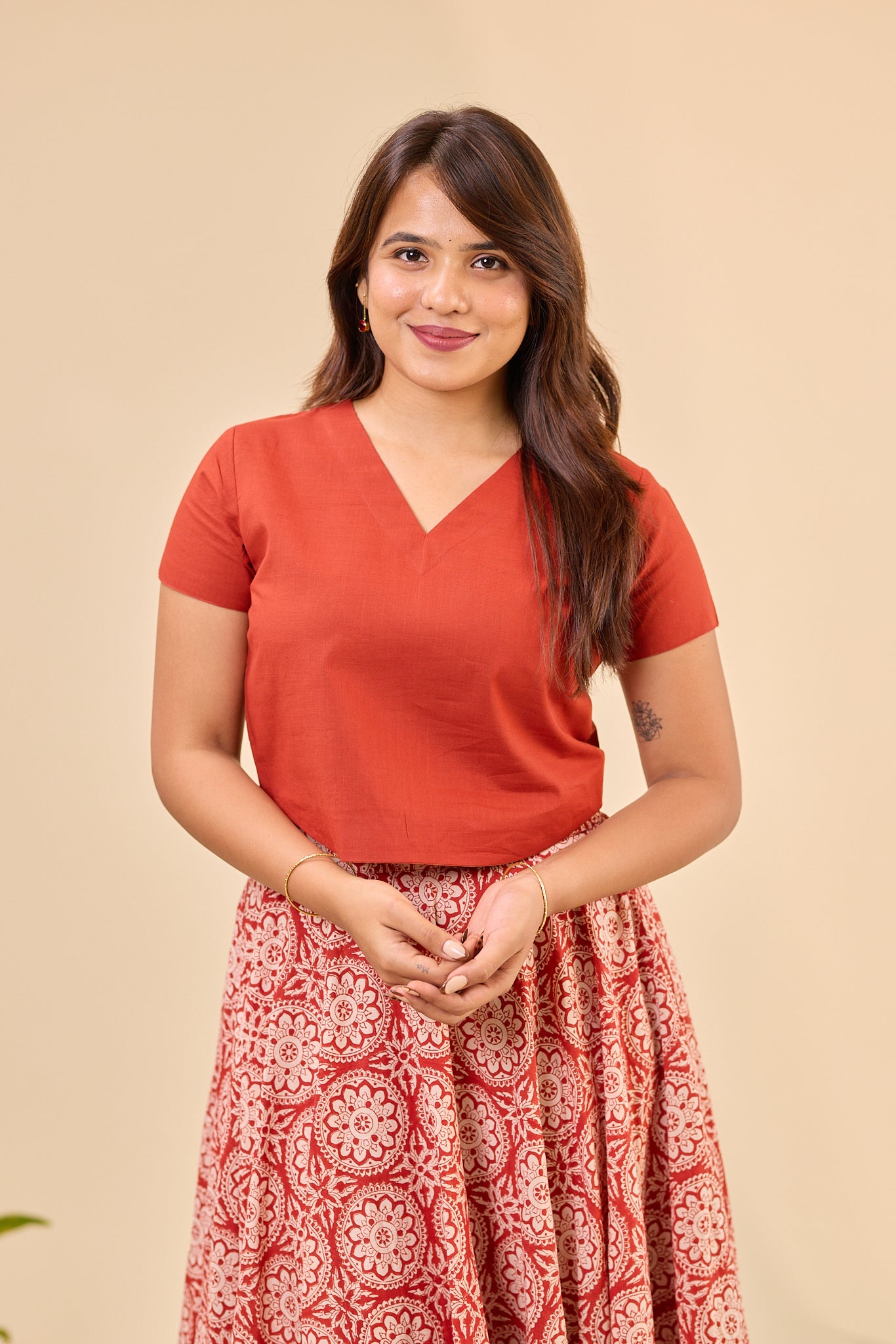 Maroon V - neck  Plain Crop Top
