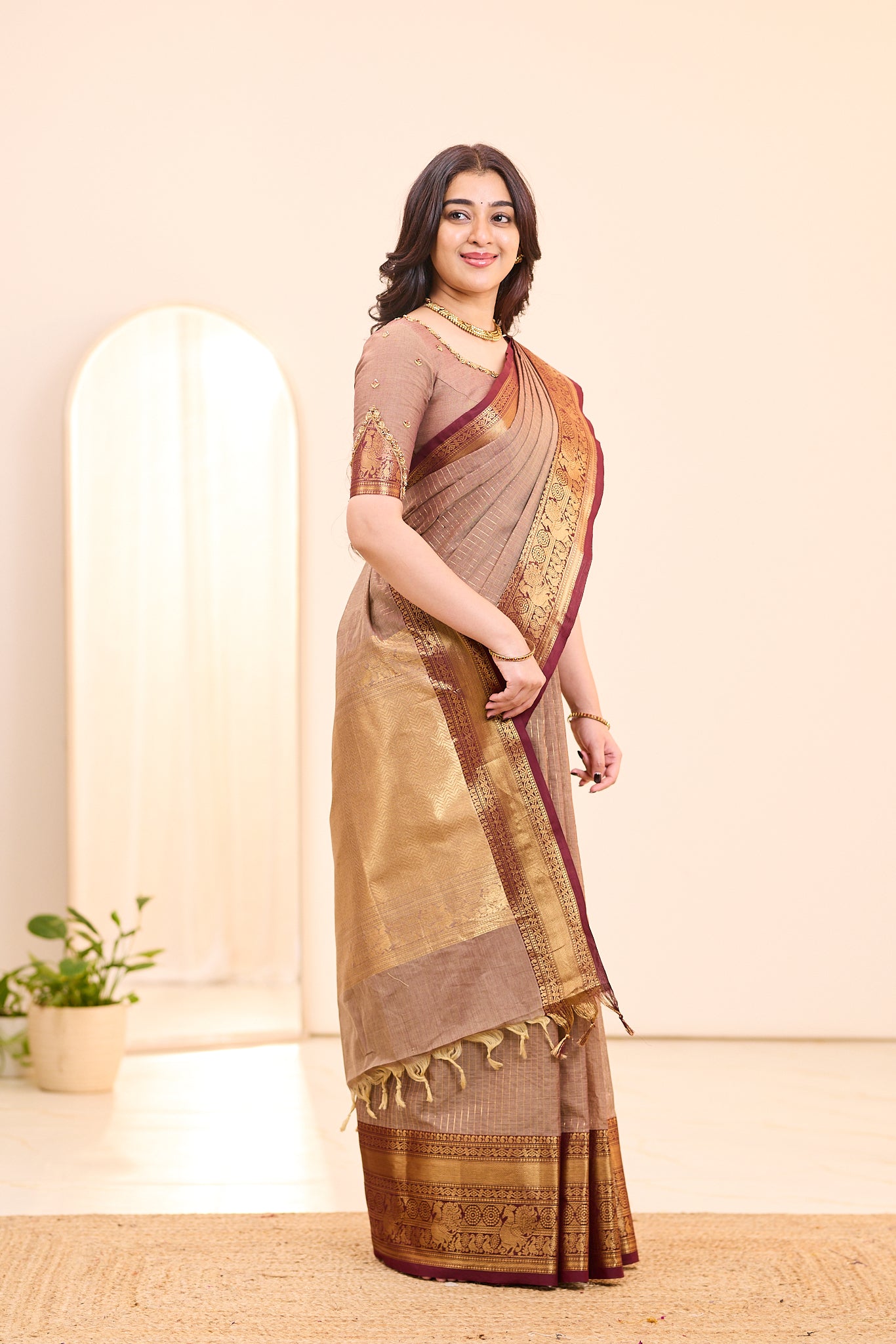 Earthy Cocoa Brown Chettinad Cotton Saree
