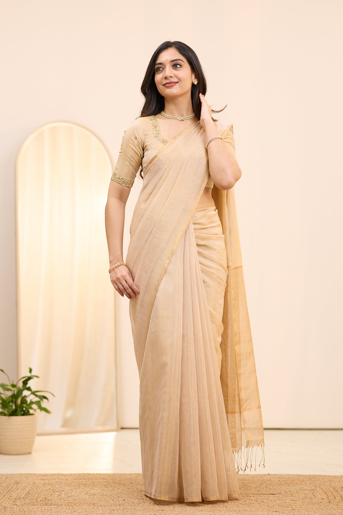 Champagne Glow Maheshwari Tissue Silk Cotton Saree