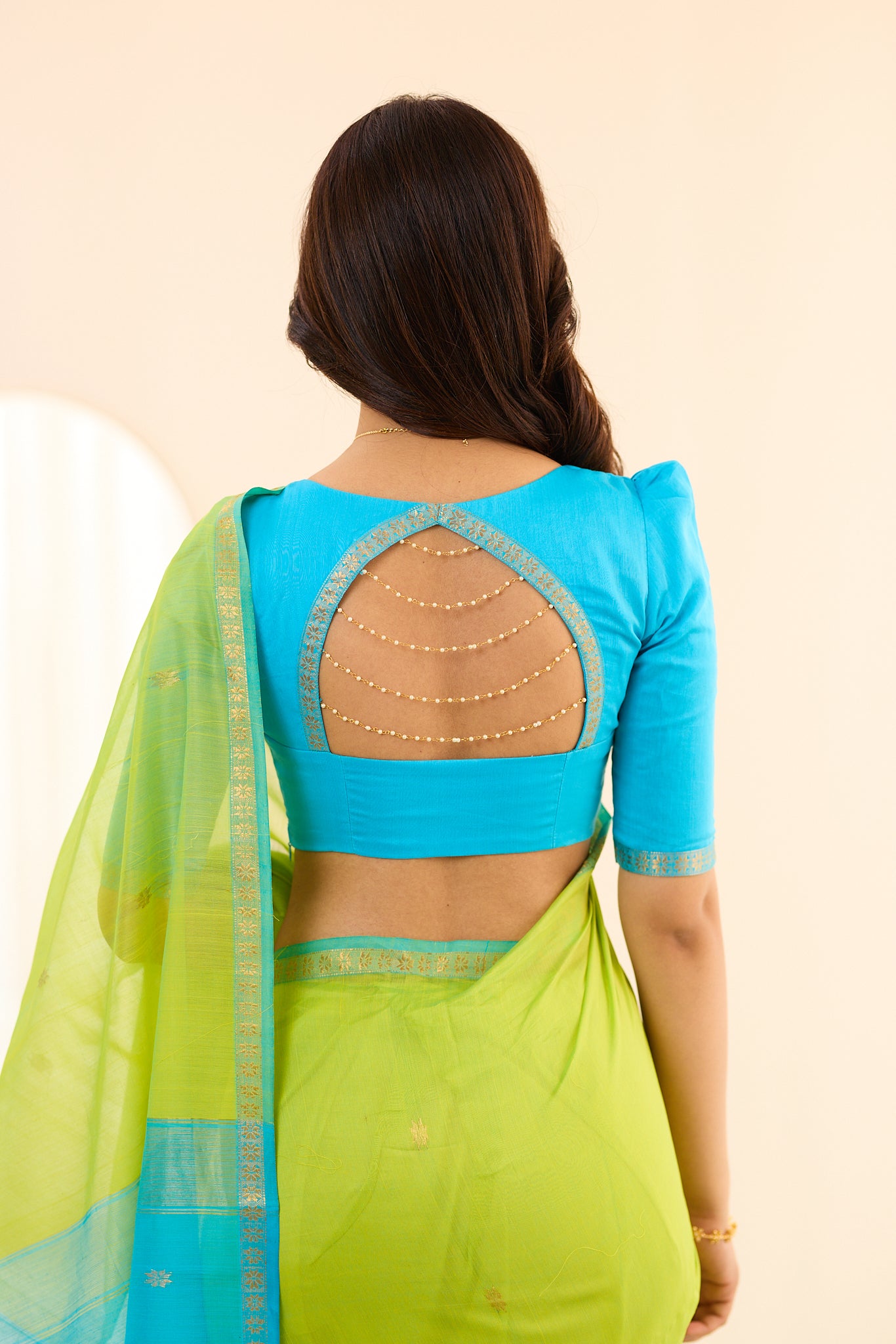 Ethnic Neon Green Maheshwari Silk Cotton Handloom Saree
