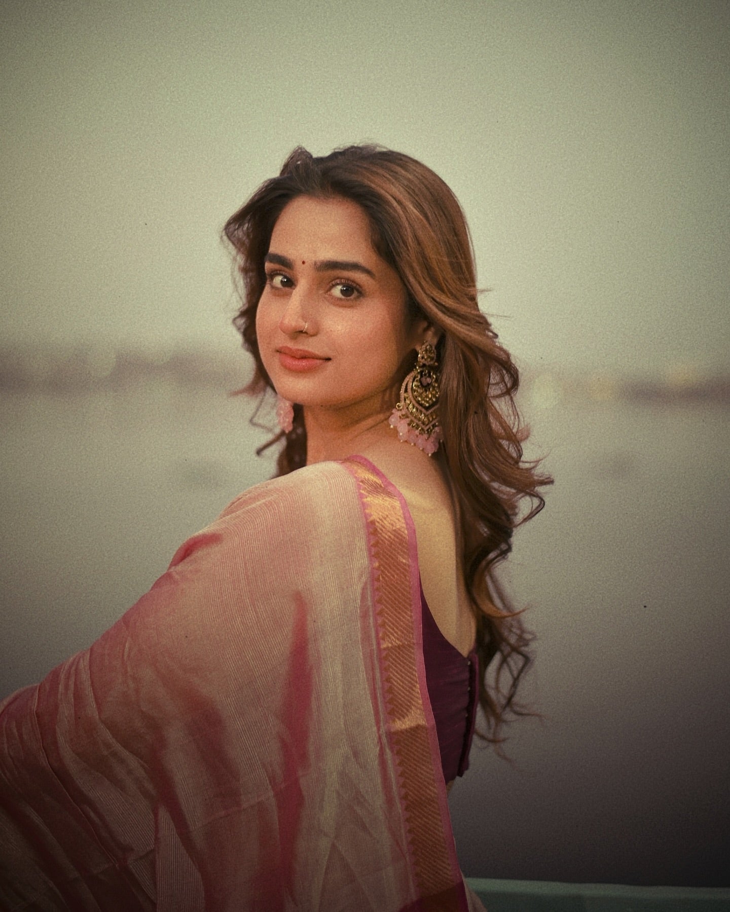 Ayesha khan Light Pink and Dark Pink-Handwoven Mangalagiri Semi Silk Cotton Saree
