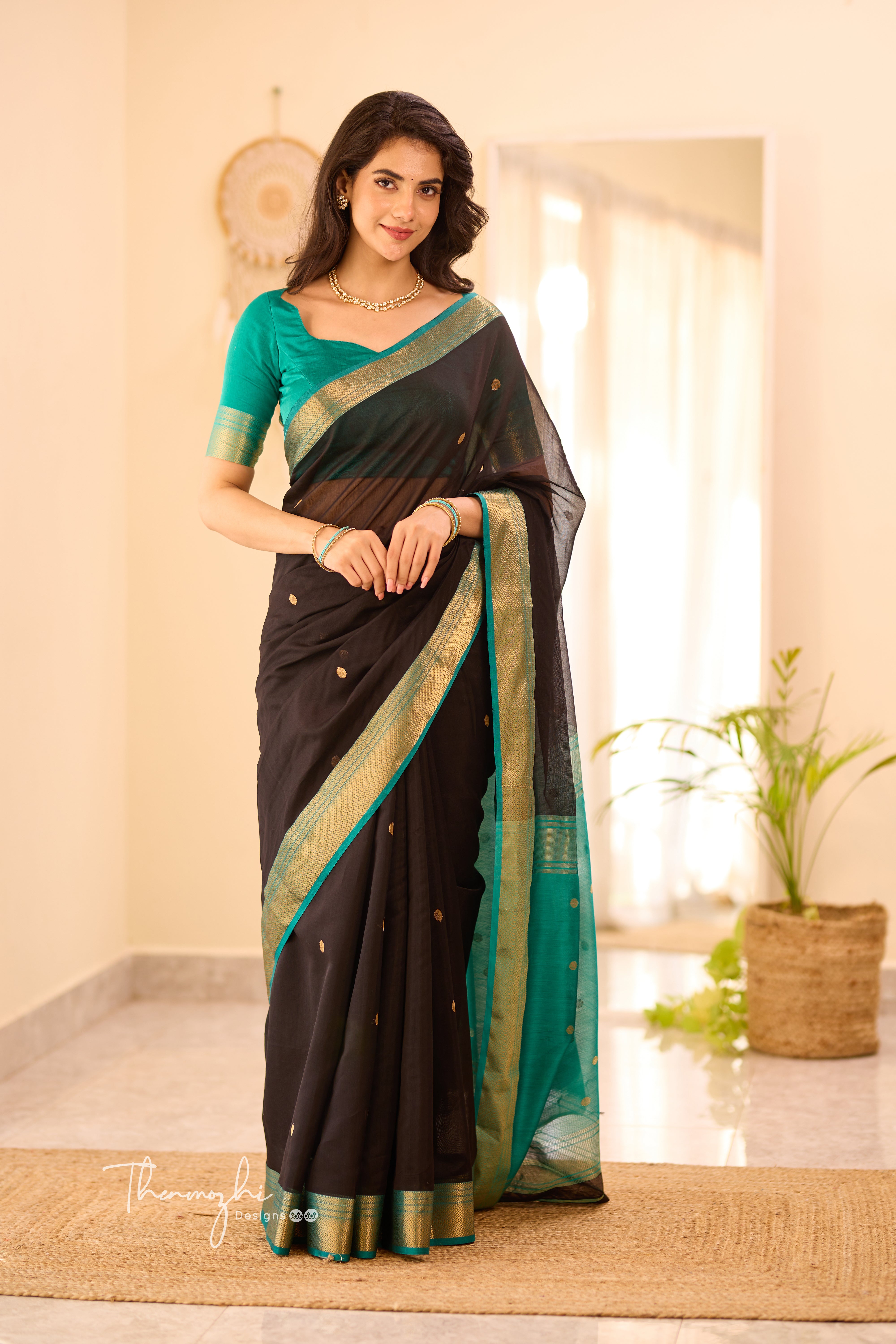 Black and Turquoise Maheshwari Silk Cotton Handloom Saree