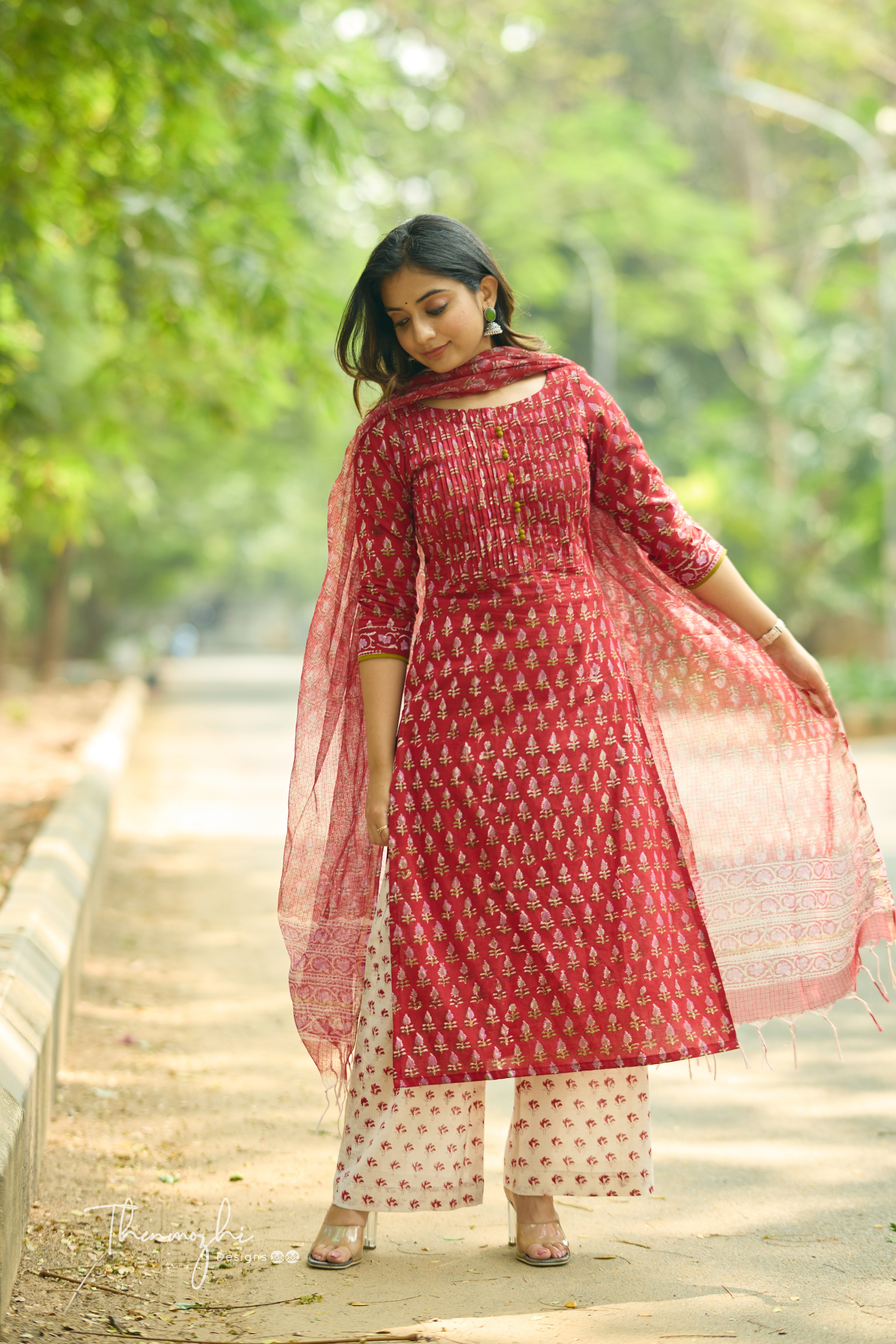 Red - Cotton Suit Set With Kota Dupatta