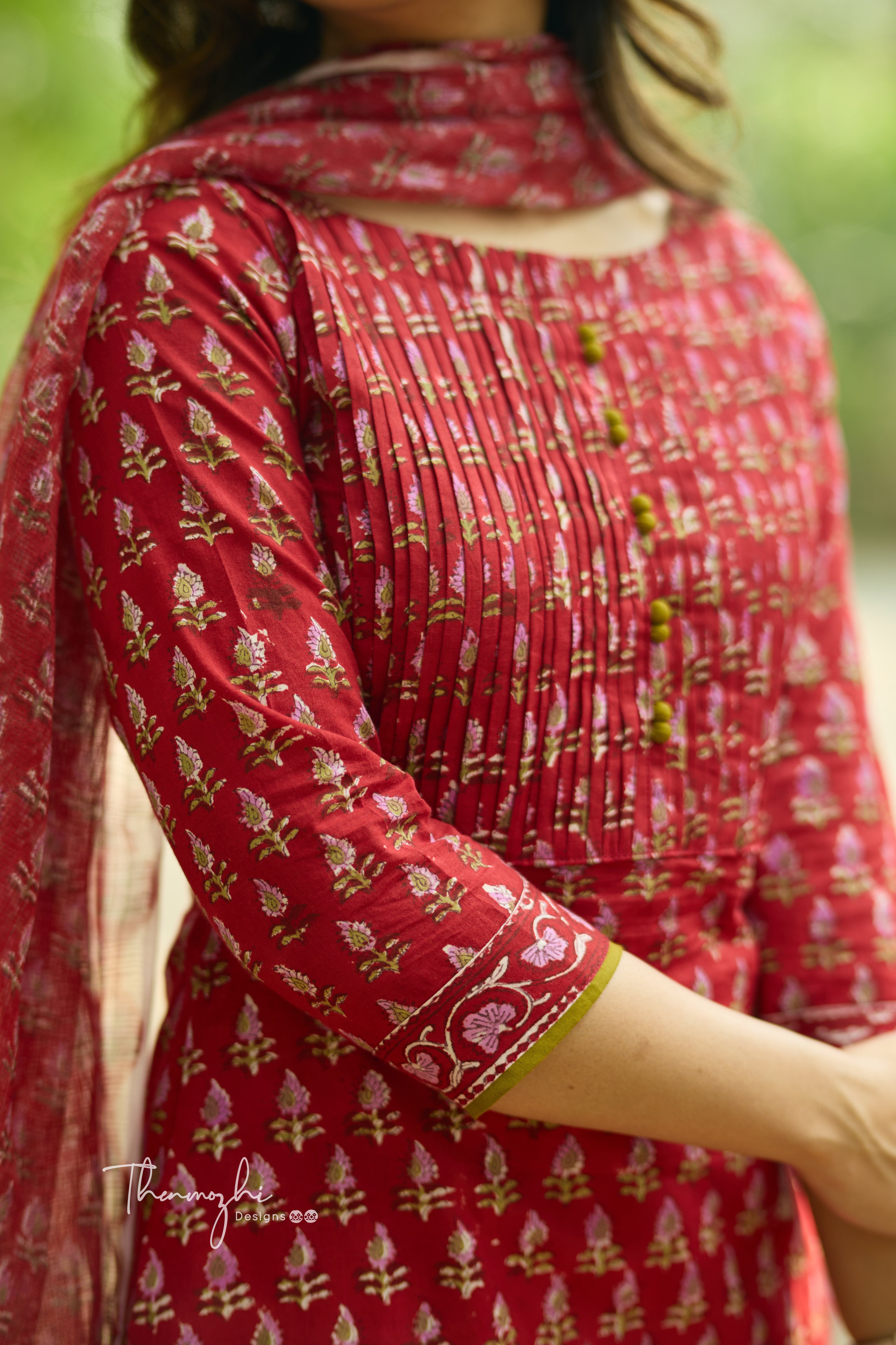 Red - Cotton Suit Set With Kota Dupatta