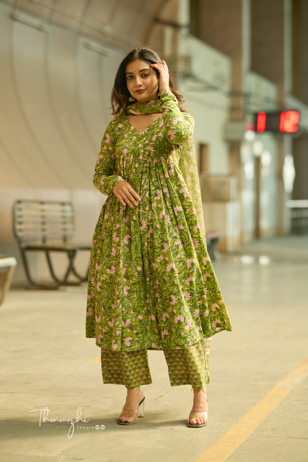 Pasi Green Color Cotton Top Material And Pant Material With Cotton Dupatta