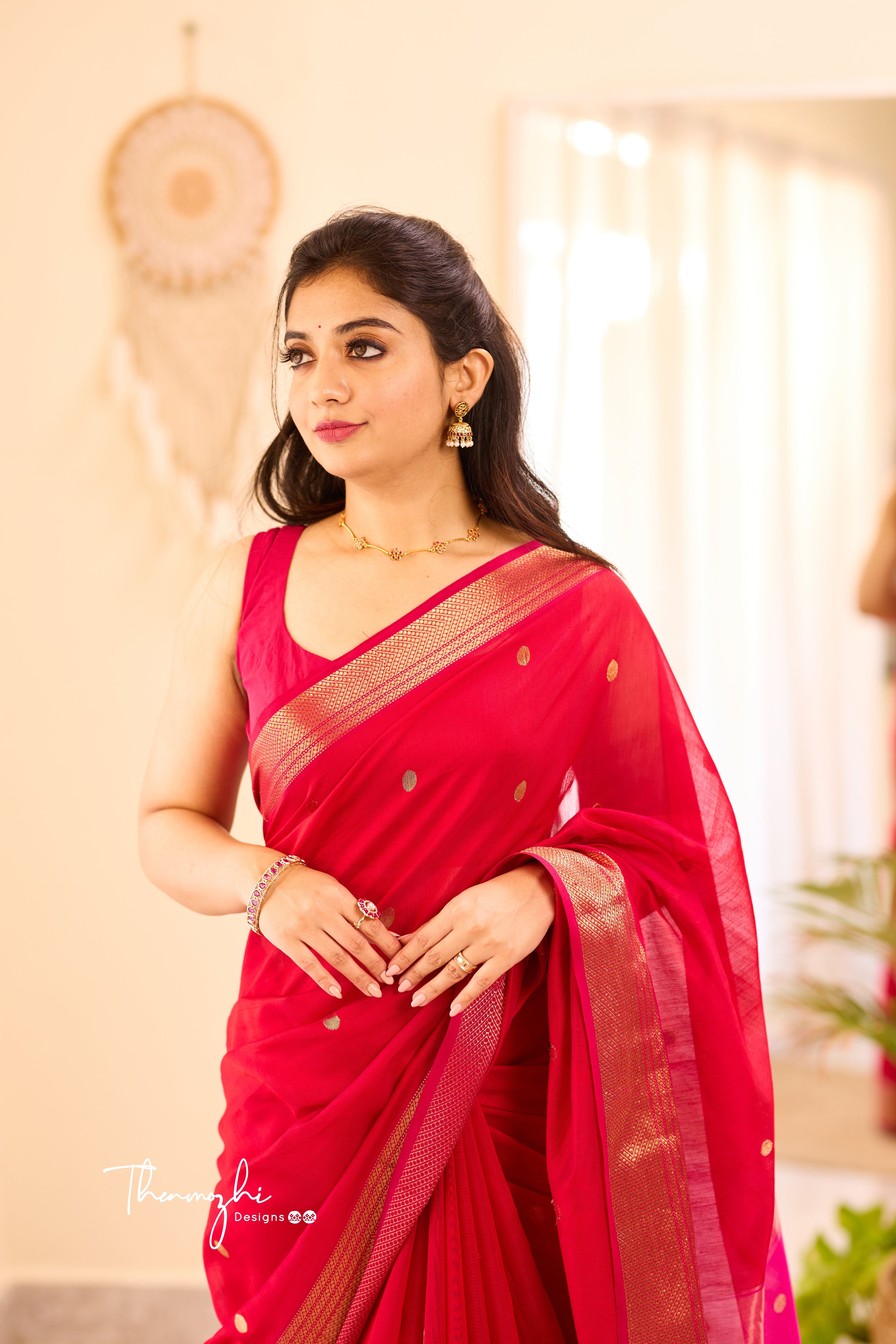 Red and Pink Maheshwari Silk Cotton Handloom Saree