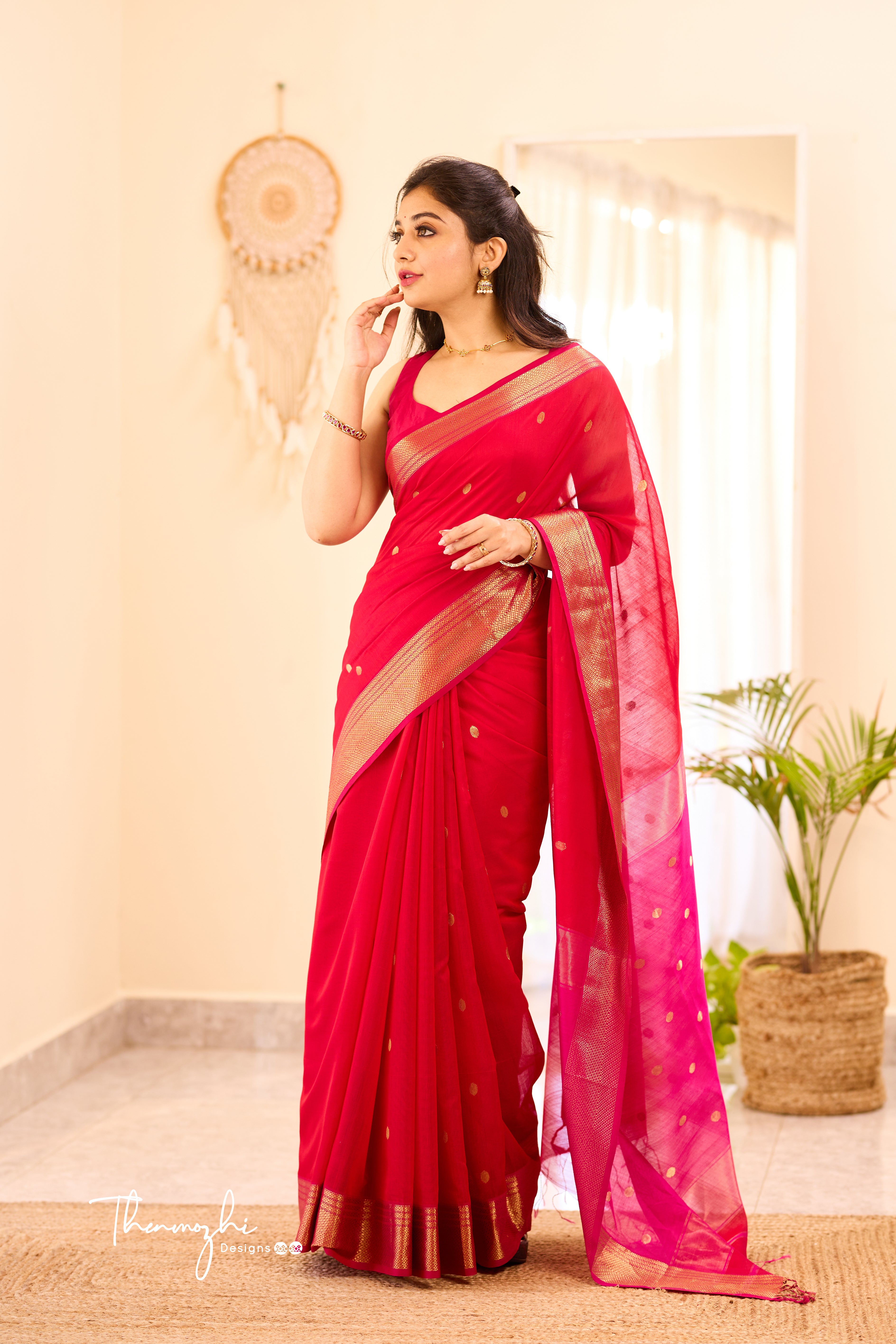 Red and Pink Maheshwari Silk Cotton Handloom Saree