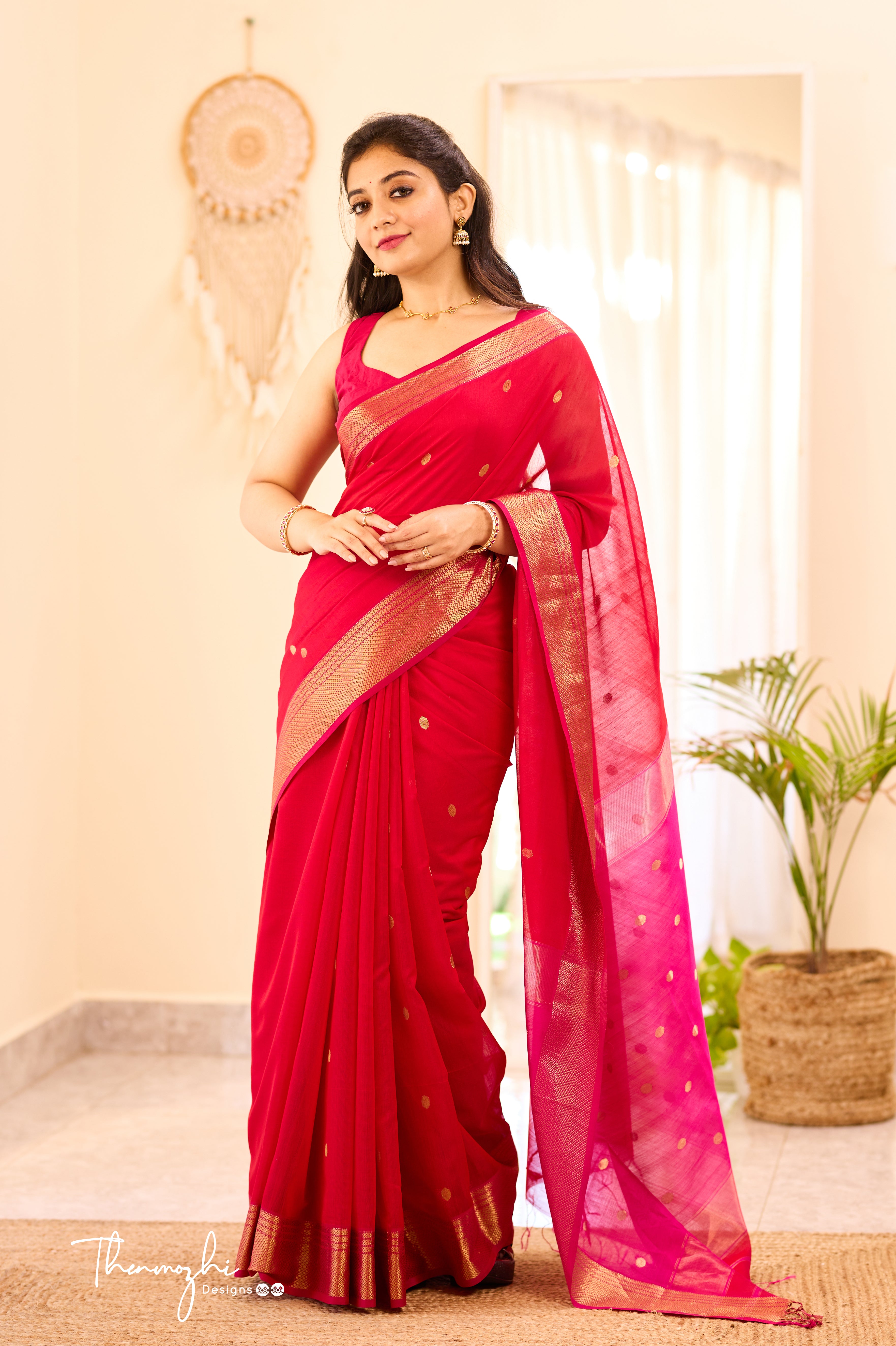 Red and Pink Maheshwari Silk Cotton Handloom Saree