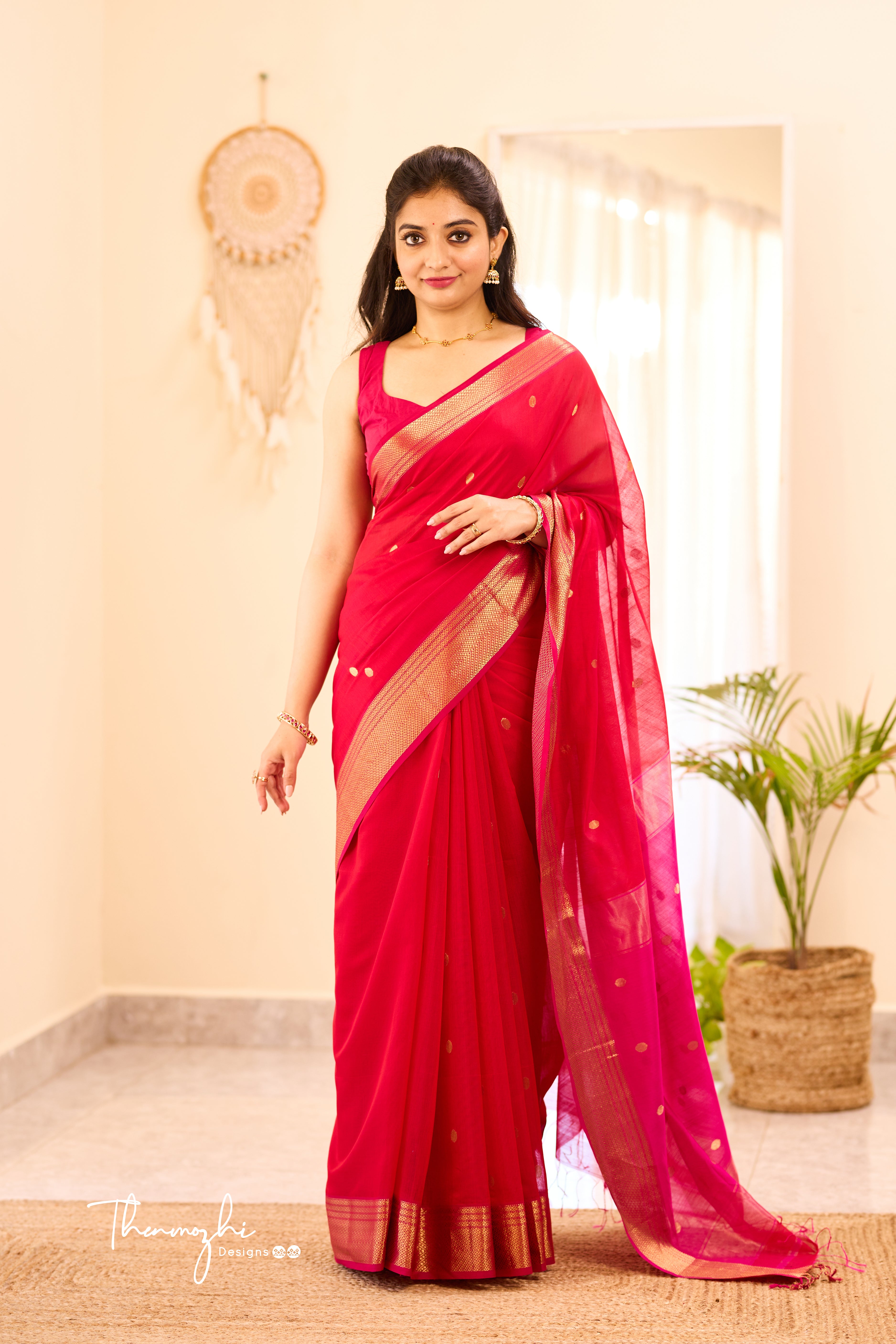 Red and Pink Maheshwari Silk Cotton Handloom Saree