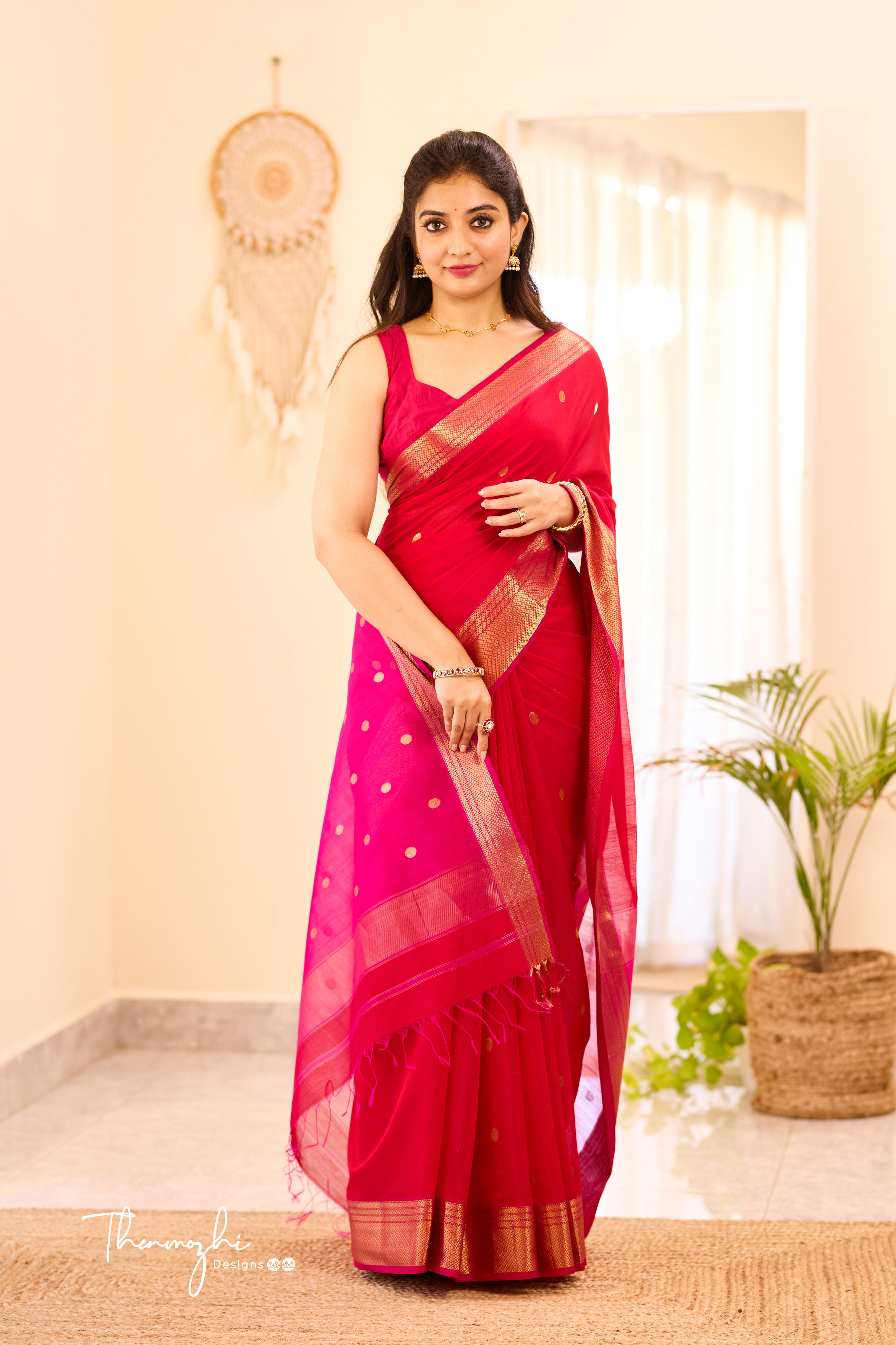 Red and Pink Maheshwari Silk Cotton Handloom Saree