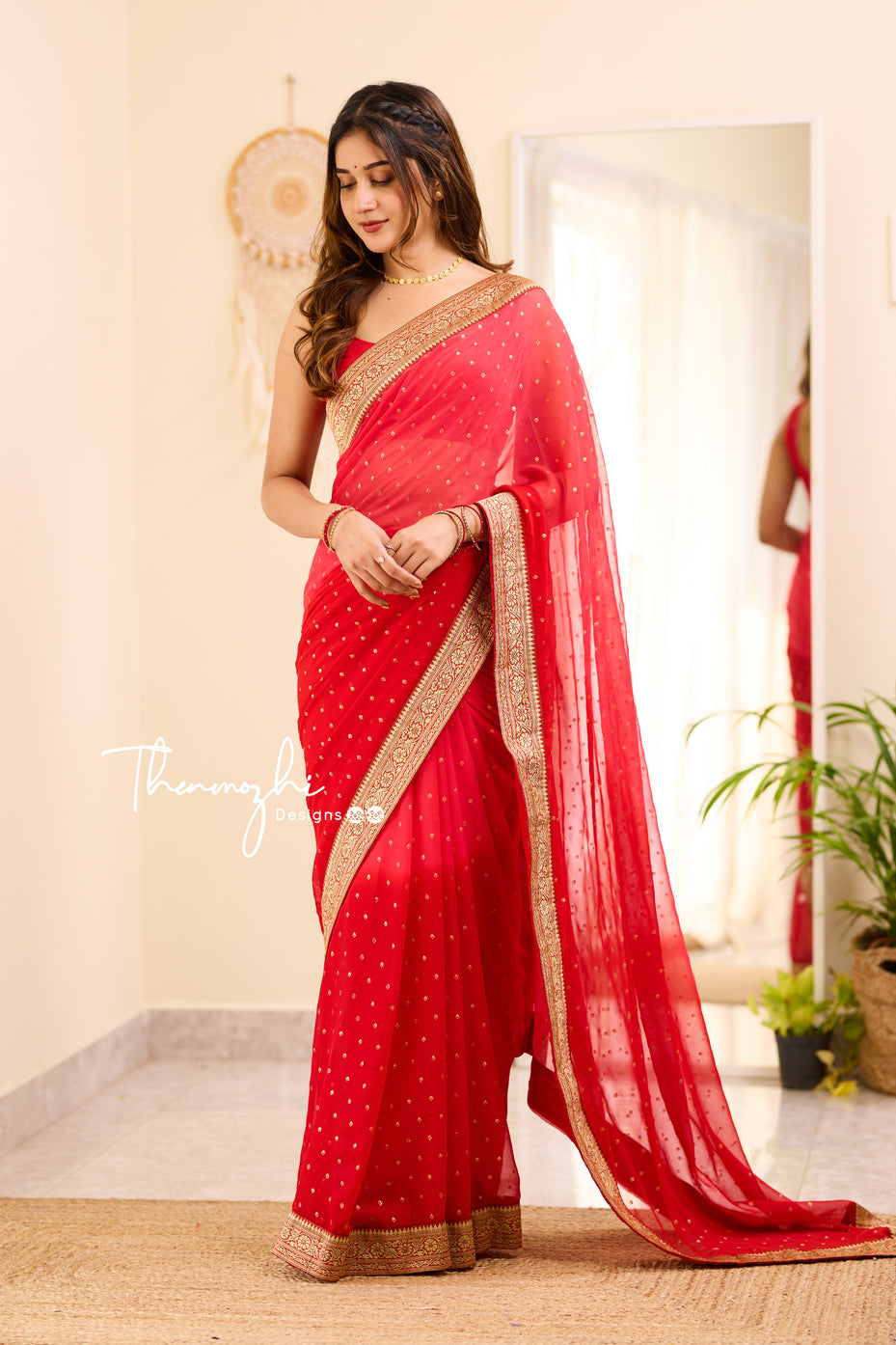 Ombre Coral Red & Dark Red Georgette Saree