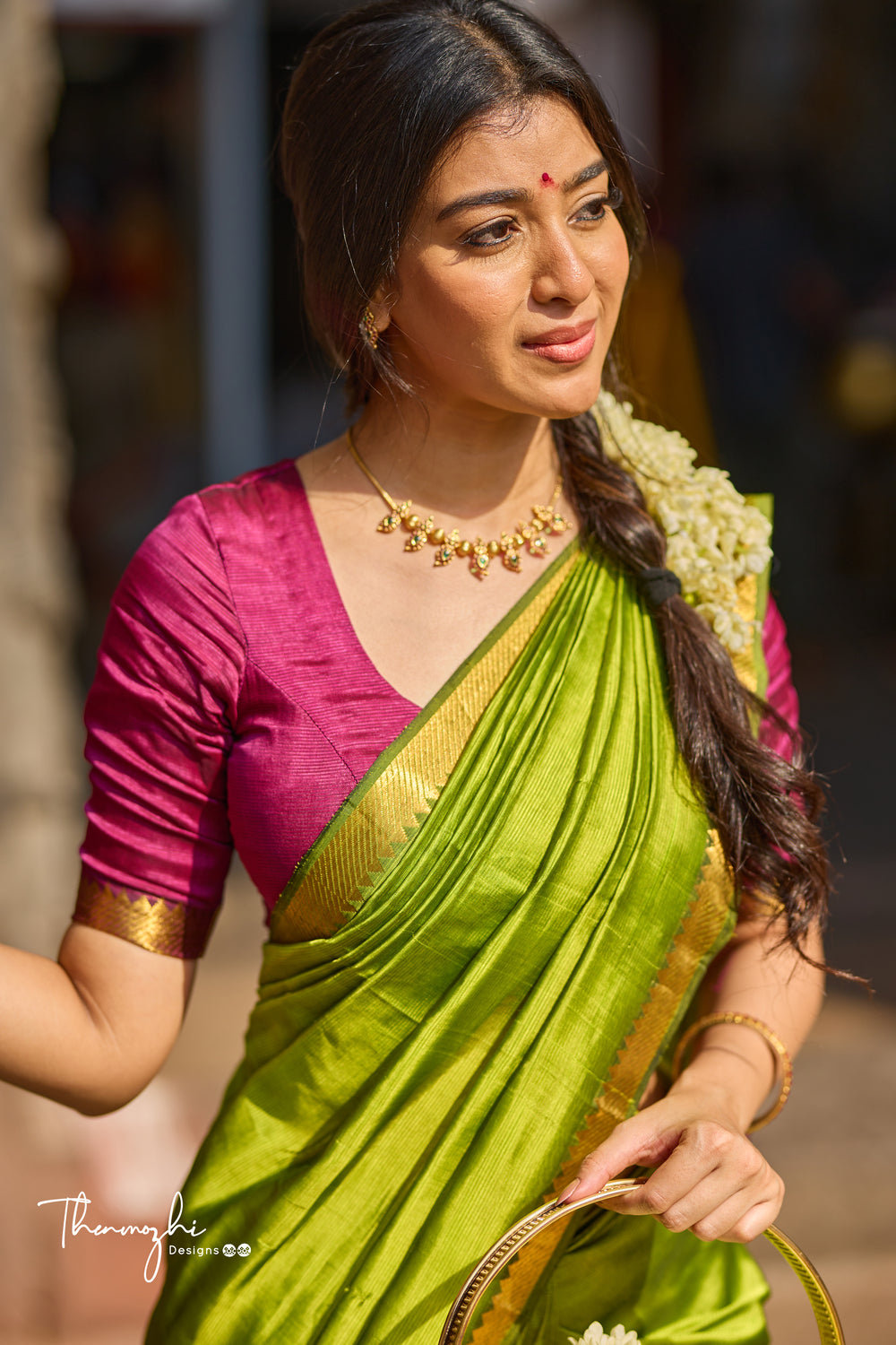 Green and Magenta-Handwoven Mangalagiri Semi Silk Cotton Saree