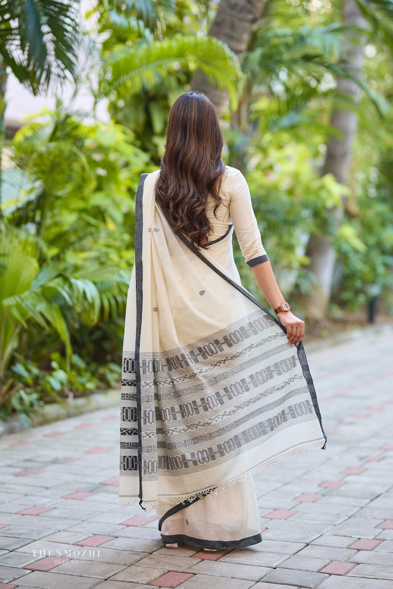 White Feather Bengal Cotton Saree