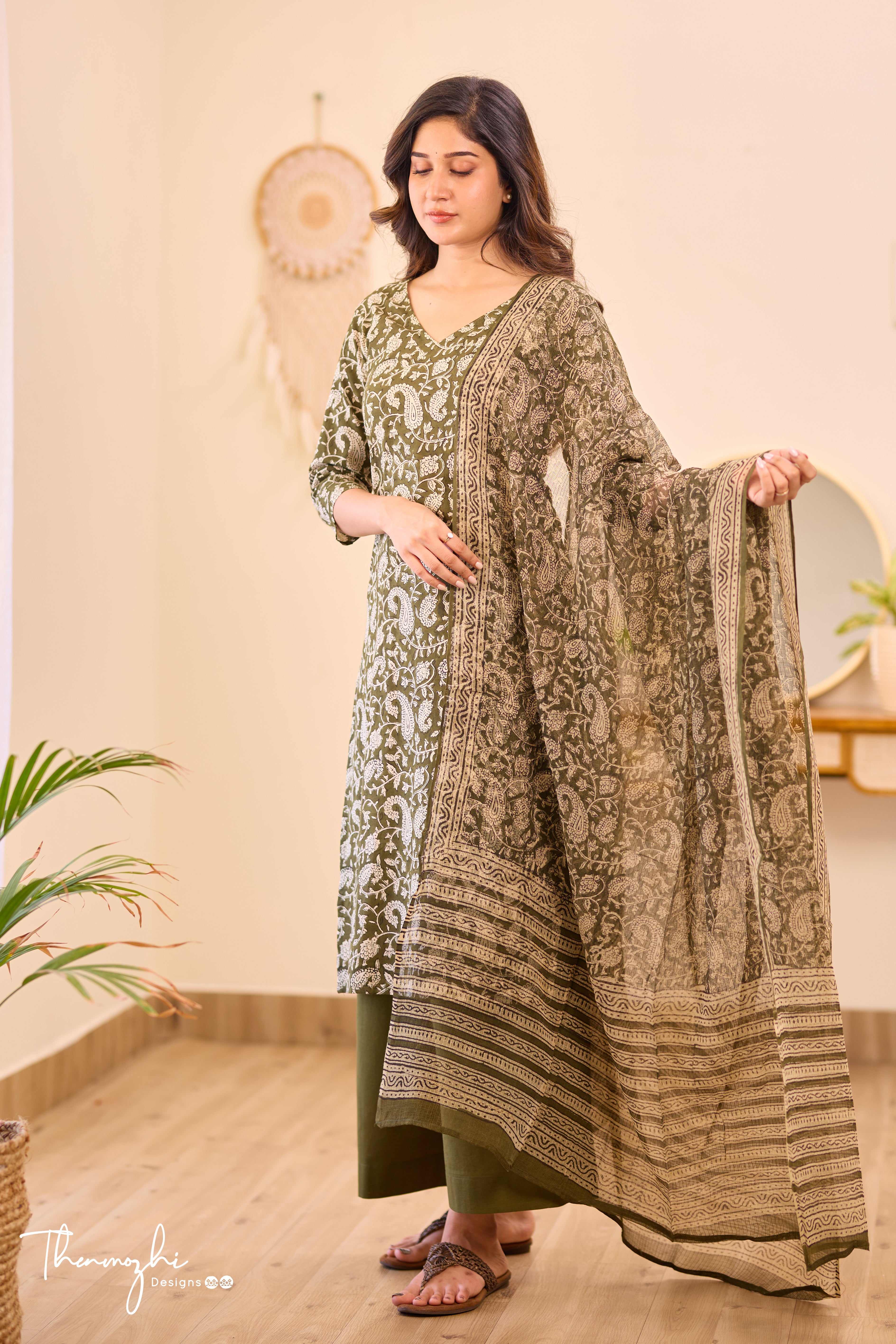 Olive Green Floral - Green Cotton Suit Set With Kota Dupatta