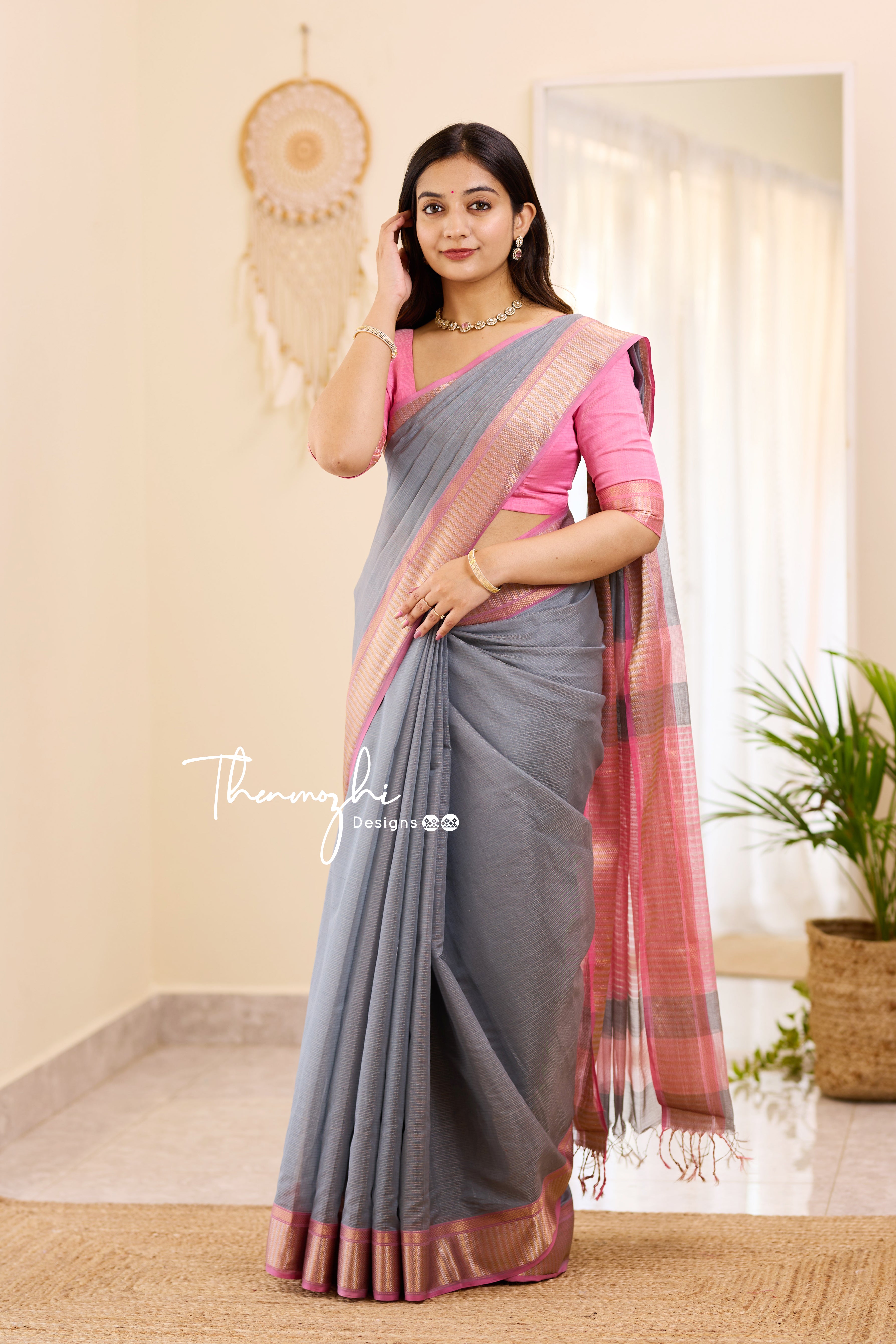 Hridaya (Grey) Maheshwari Silk Handloom Cotton Saree