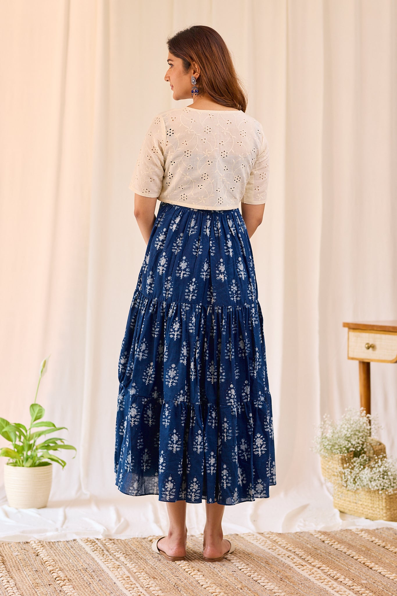 Butter Cream Hakoba Shrug