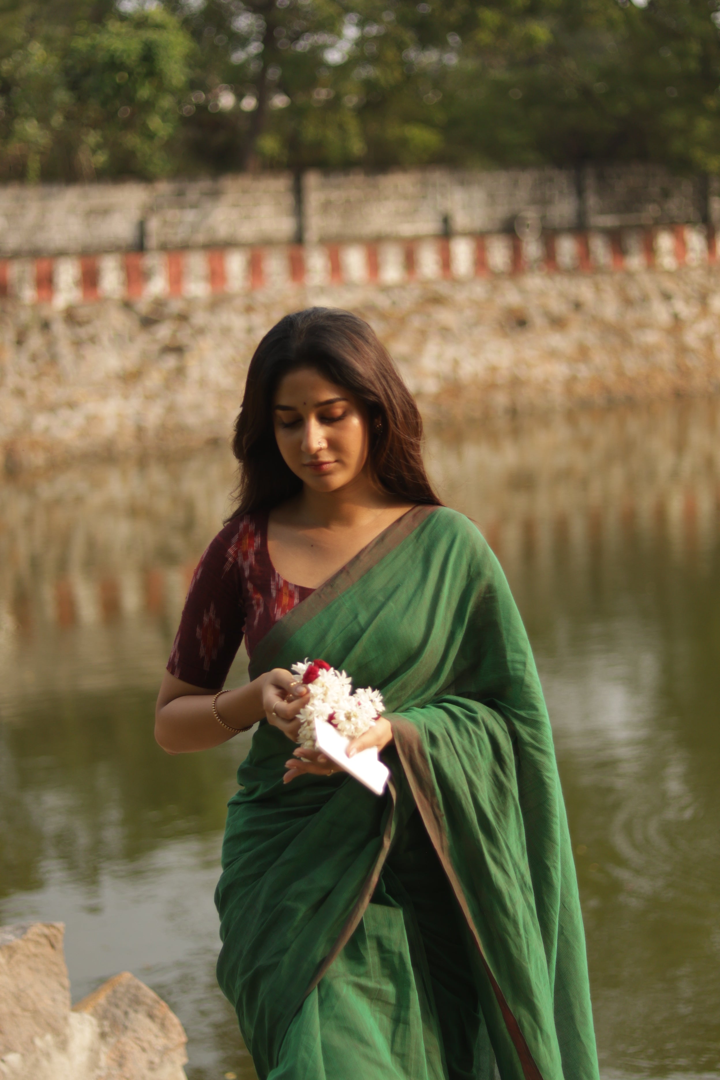 Green Tulips - Green mangalagiri Plain Cotton Saree