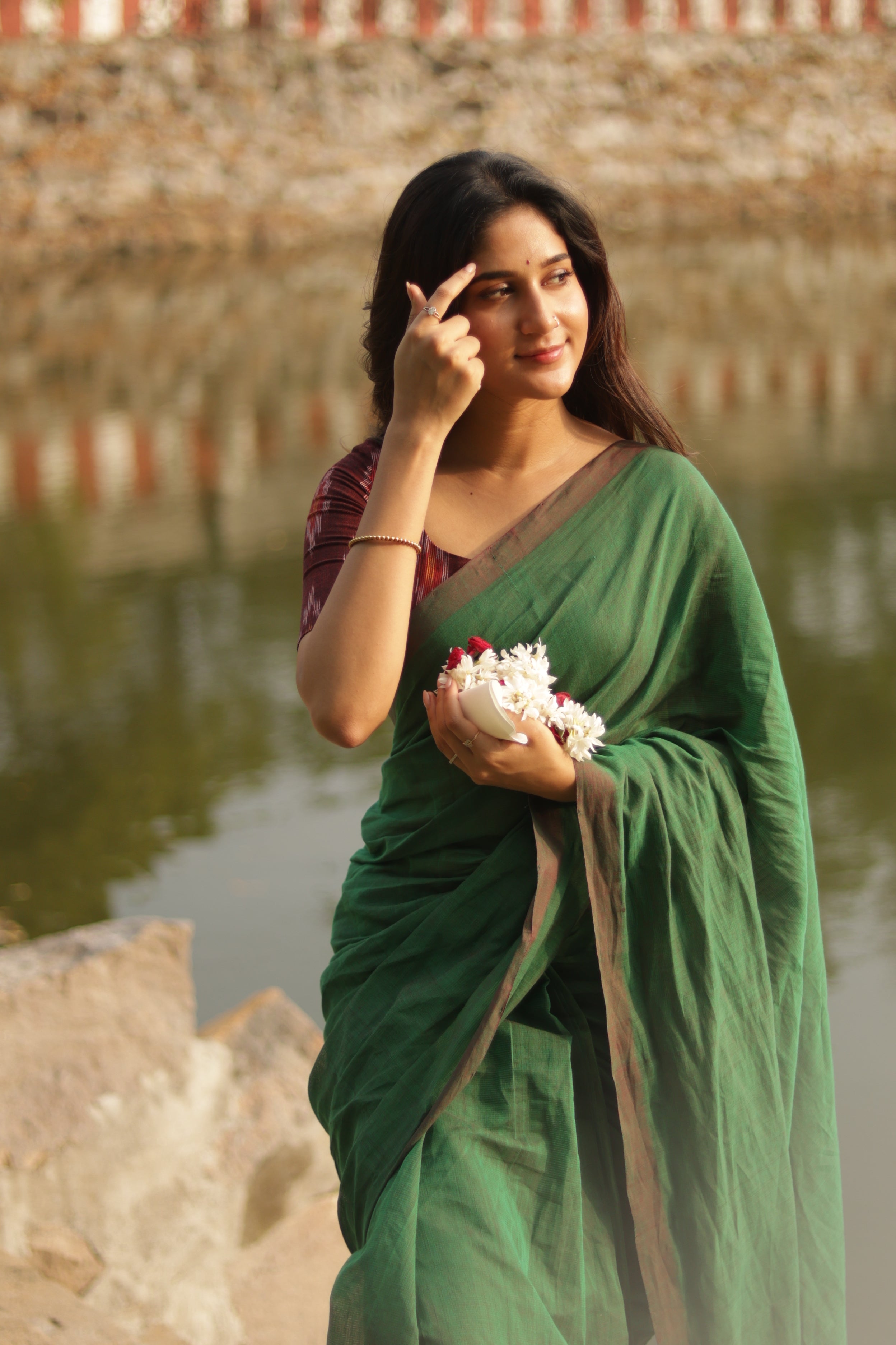 Green Tulips - Green mangalagiri Plain Cotton Saree