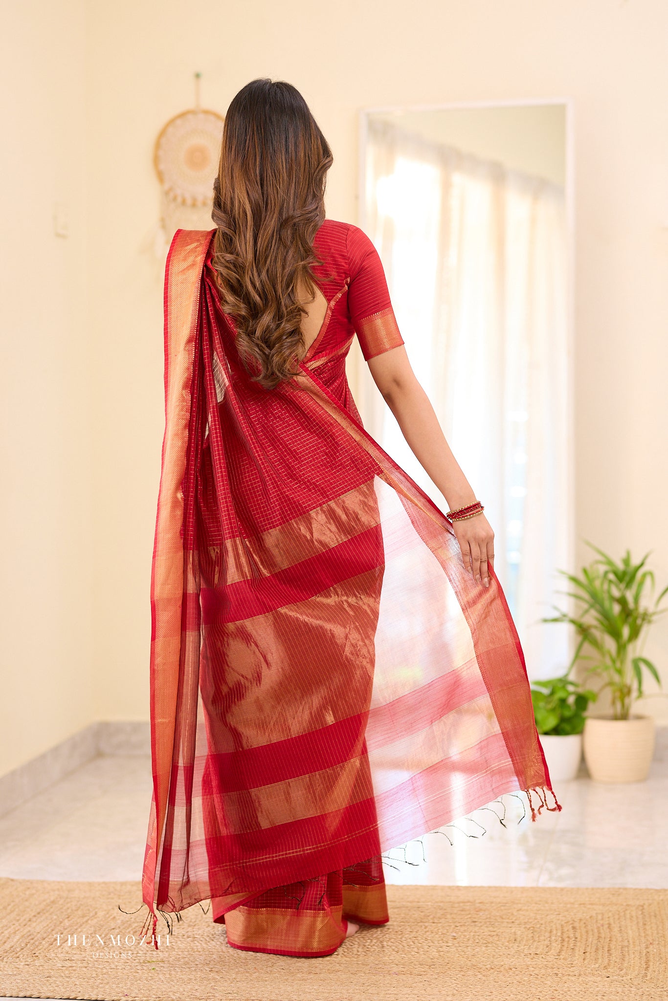 Carmine Red Checked Maheshwari silk cotton saree