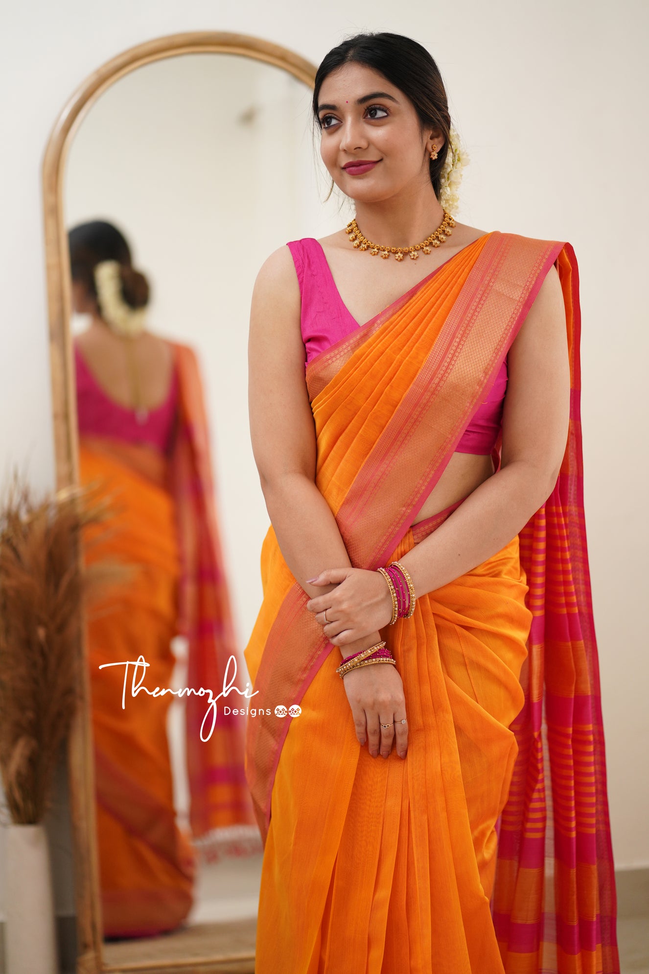 Diva (Orange) Maheshwari Silk Handloom Cotton Saree