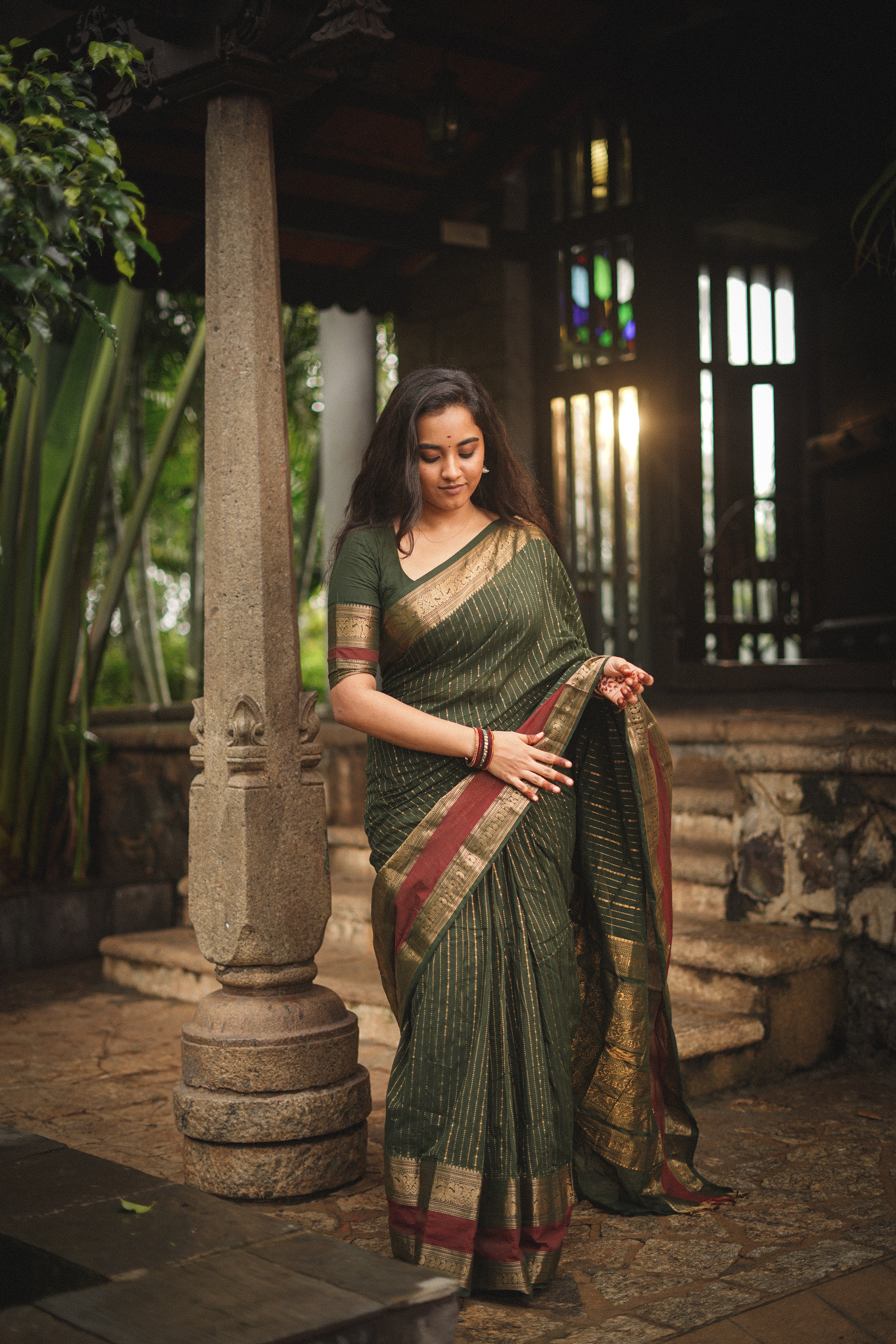 Maanasi Bottle Green and Maroon Border Chettinad Cotton Saree