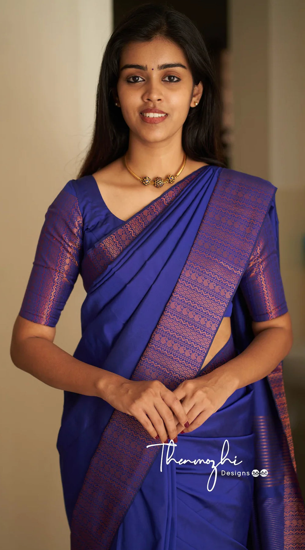 Big border deals saree blouse designs