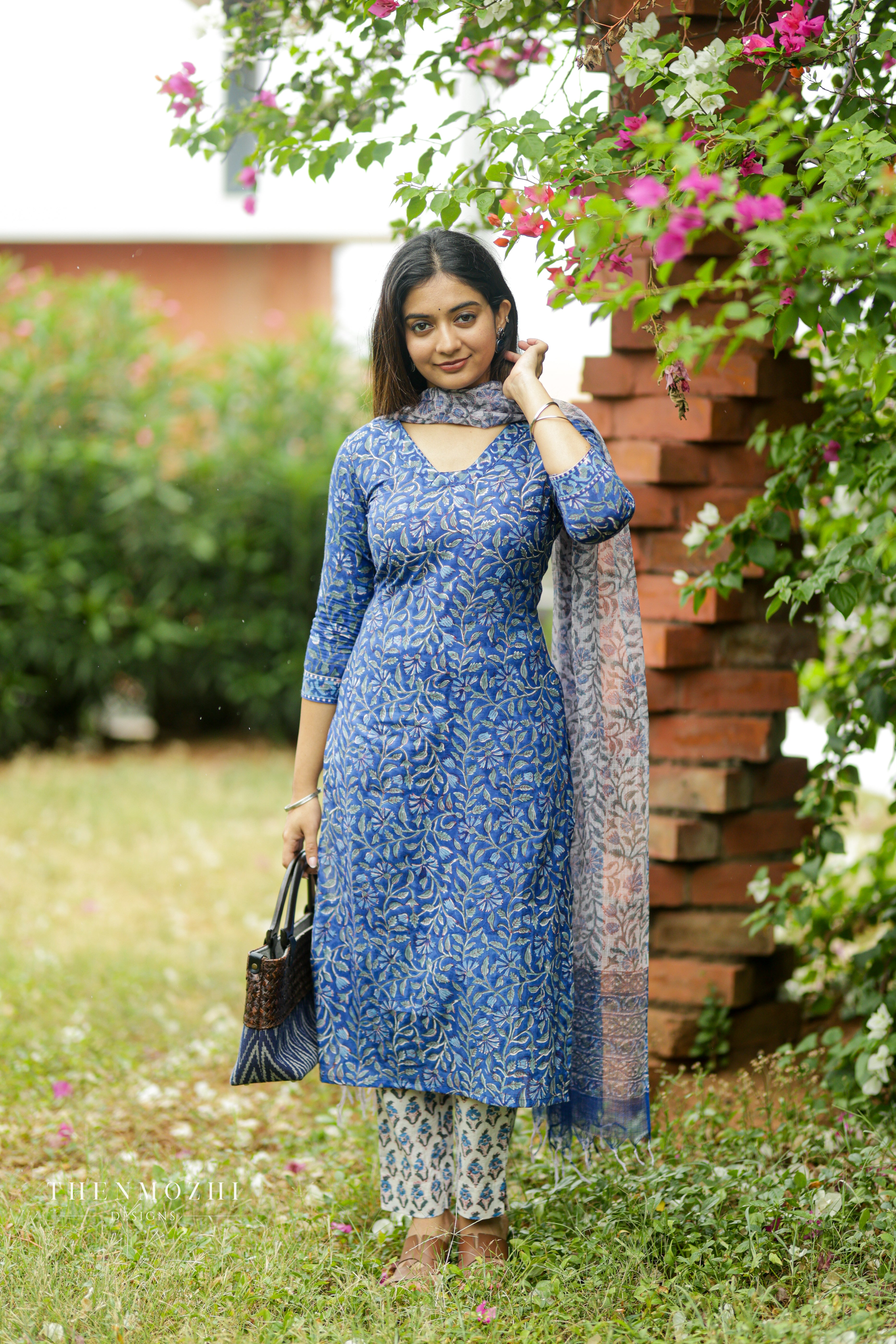 Back Corset-Style Lacing Royal blue block printed salwar suit