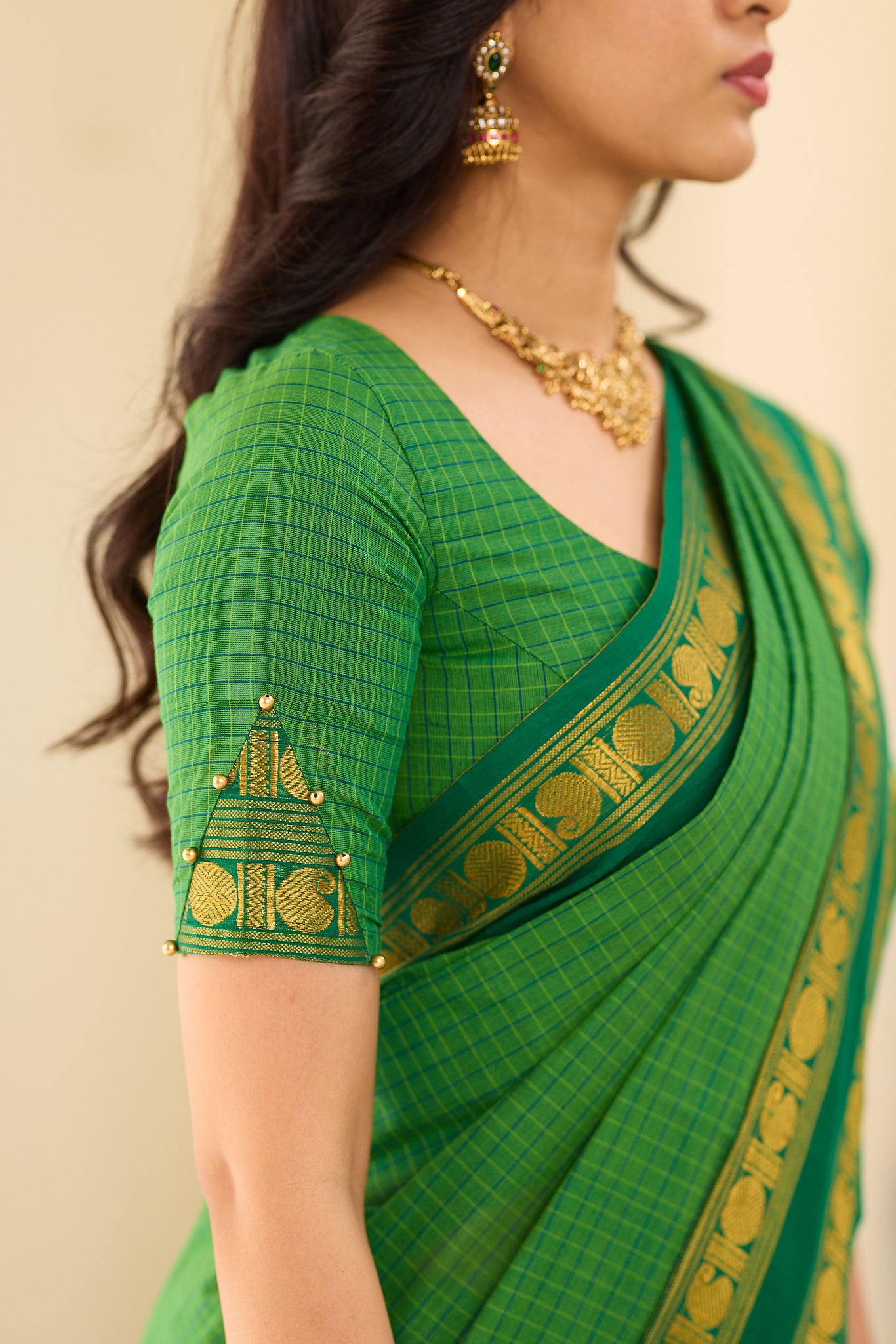 Royal Bottle Green Checked Chettinad Cotton Saree