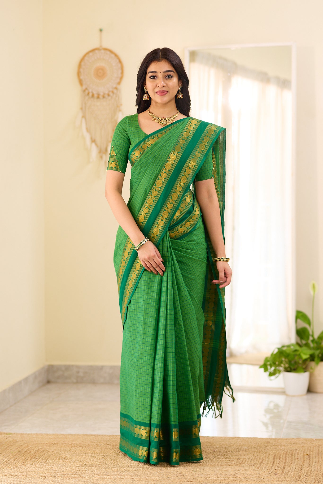 Royal Bottle Green Checked Chettinad Cotton Saree