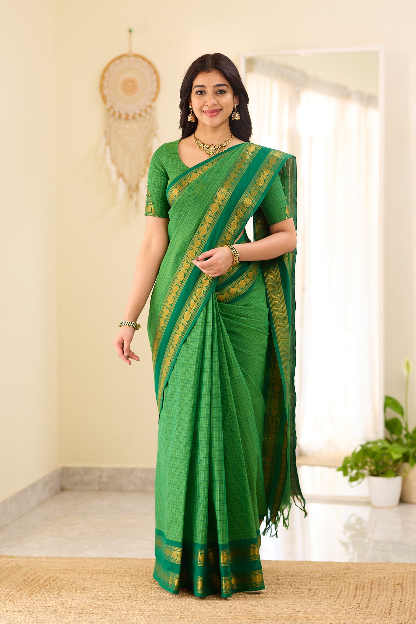 Royal Bottle Green Checked Chettinad Cotton Saree