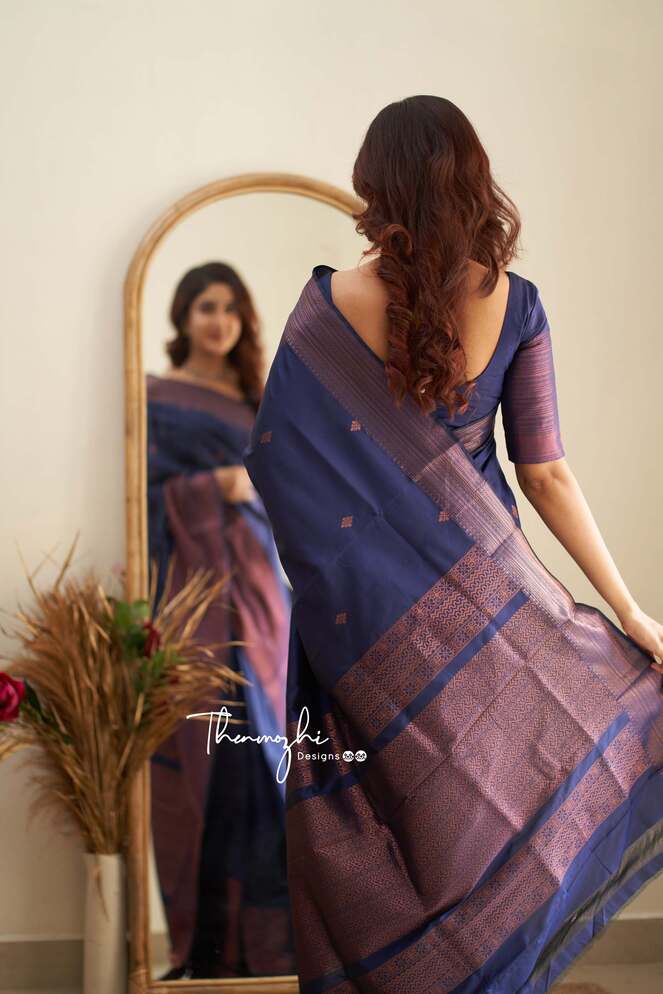 Nakshatra Maroon (Big Border) – Thenmozhi Designs | Saree, Unique blouse  designs, Maroon saree