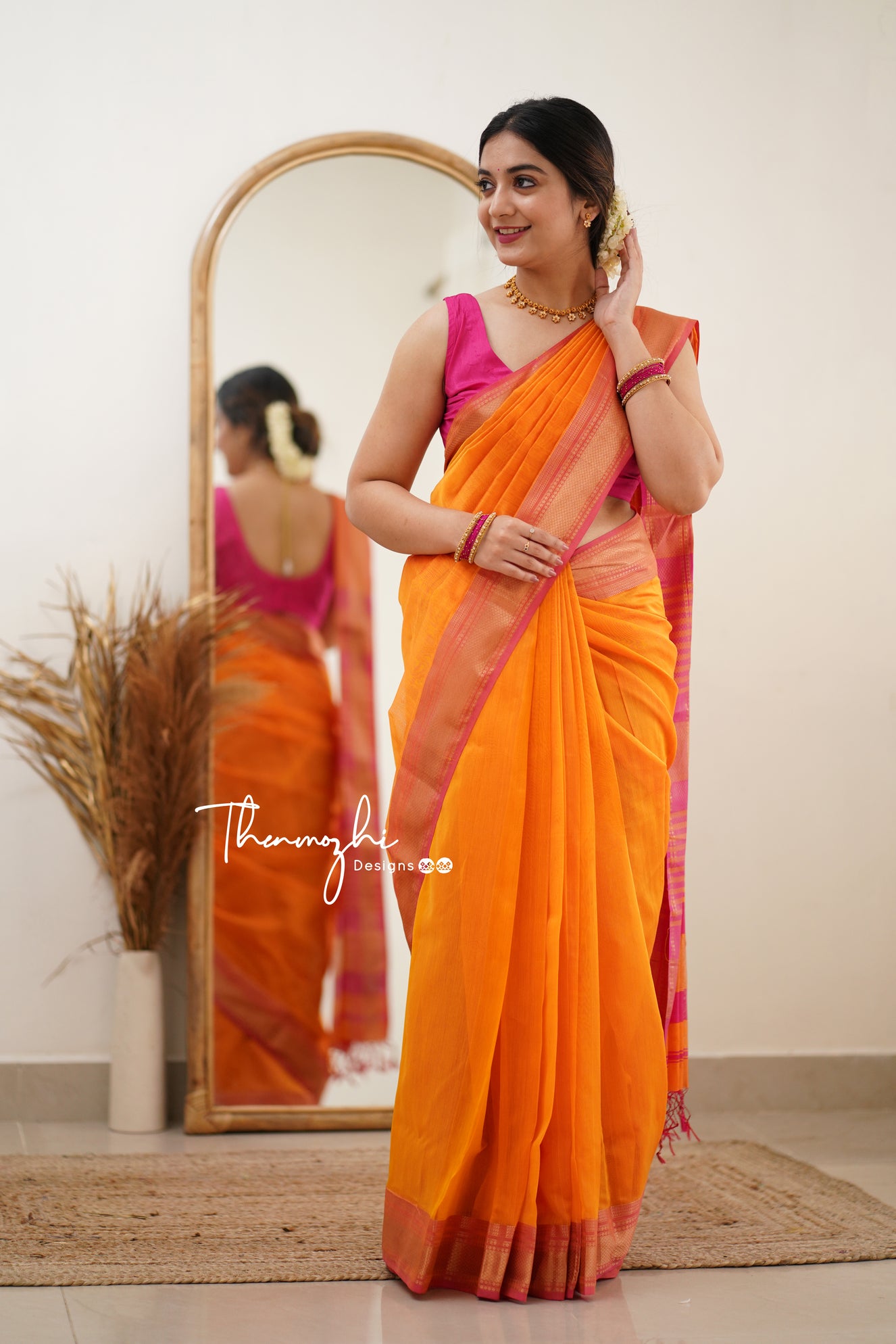 Diva (Orange) - Maheshwari Silk Handloom Cotton Saree